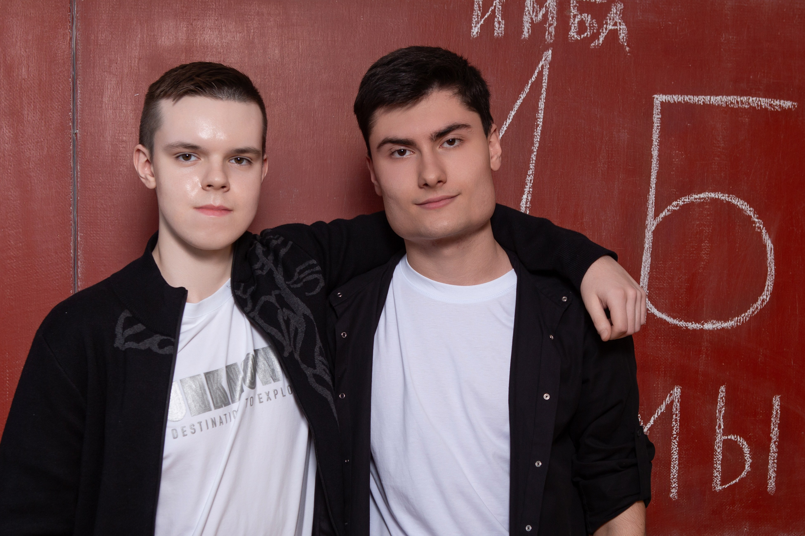 ФОТОСЕССИЯ В КЛАССЕ ДЛЯ 11 КЛАССОВ -2. ТВОЙ АЛЬБОМ / ТВОИ ПРАВИЛА