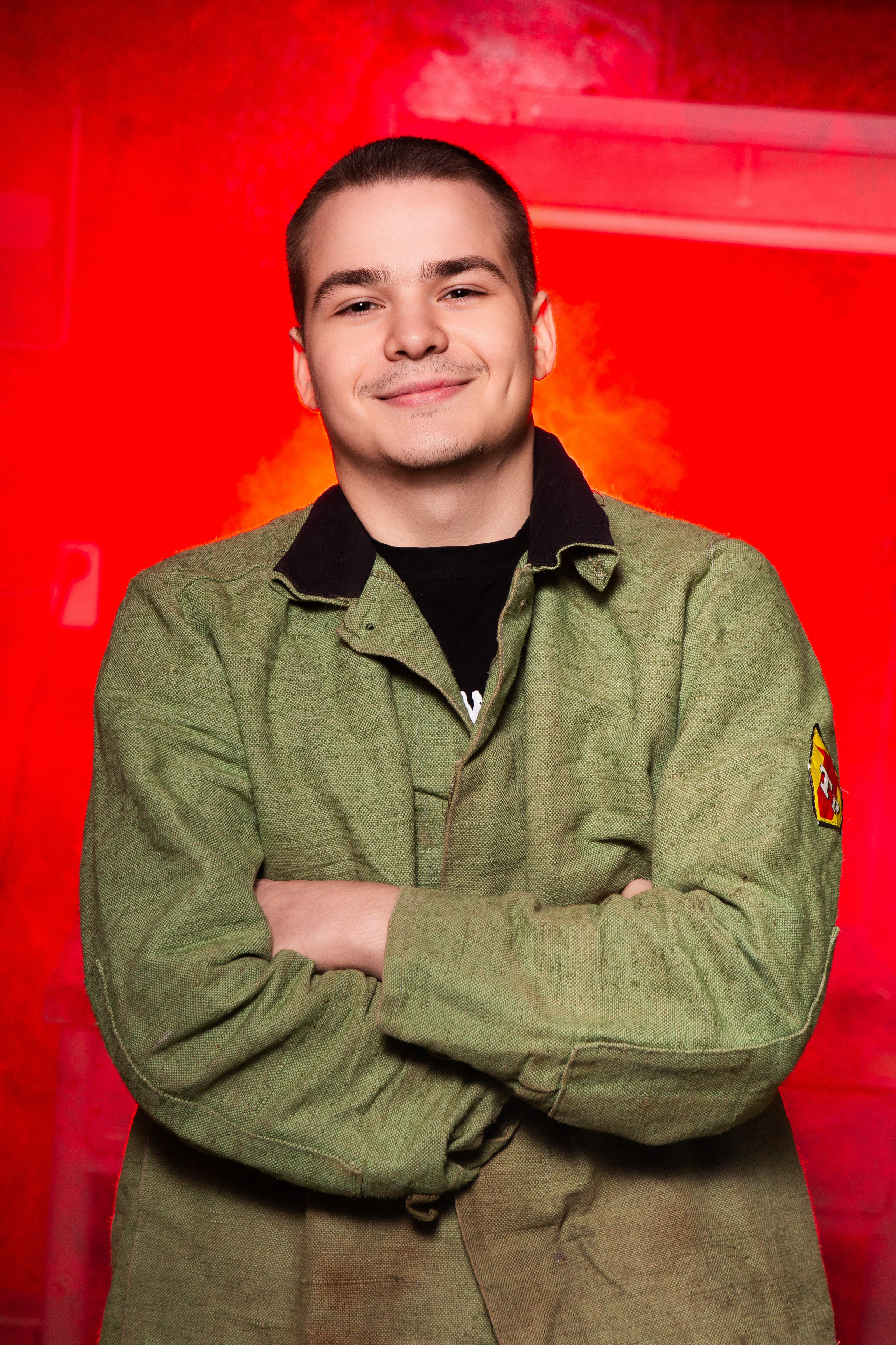 Портретная Фотосессия в Цеху для Выпускников Сварщиков | Твой Альбом Мценск. ТВОЙ АЛЬБОМ / ТВОИ ПРАВИЛА