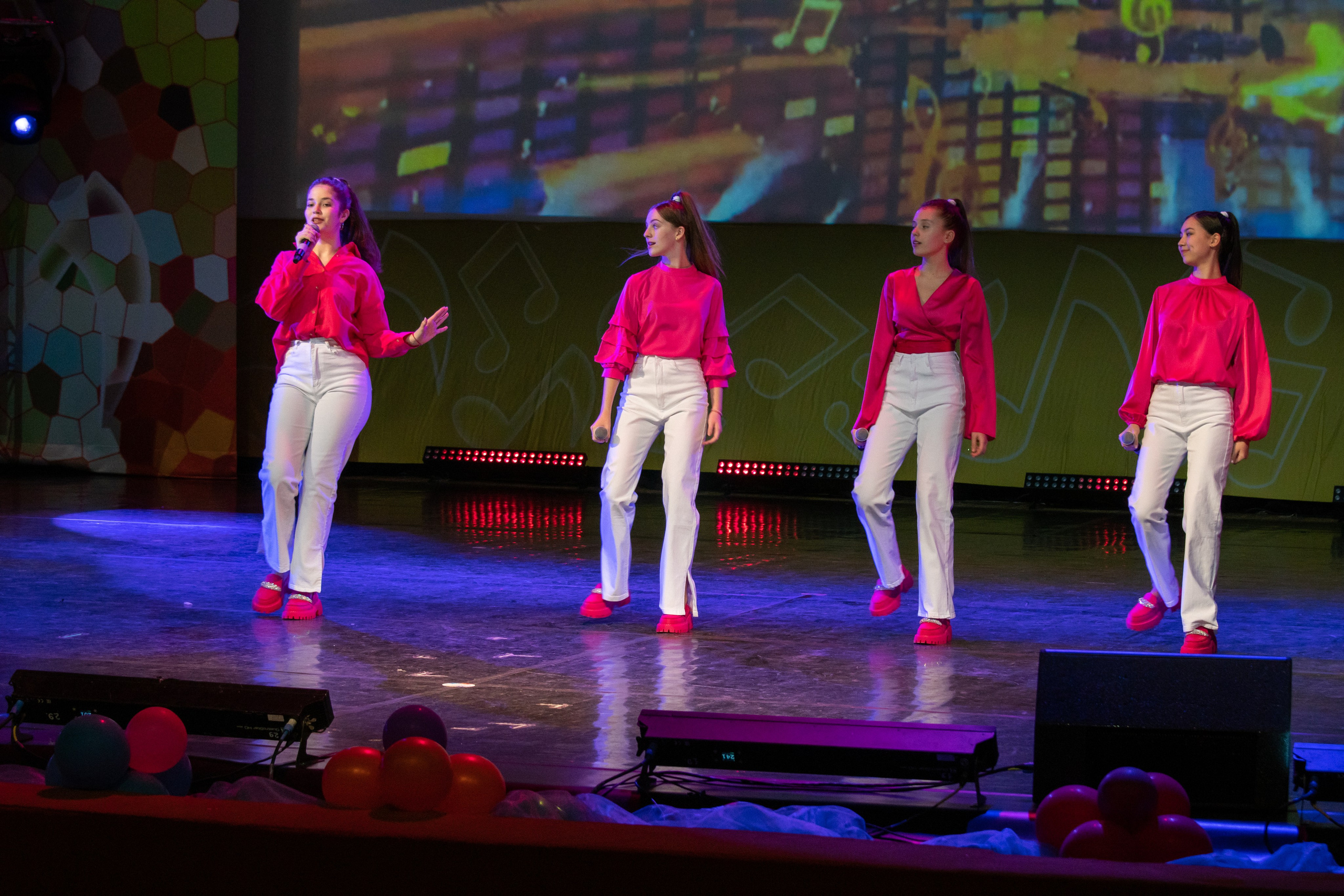 Съёмка концерта для Домисольки, большой концертный зал Космос. «Студия DRONAVT`s» — видеосъёмка и фотография г. Москва