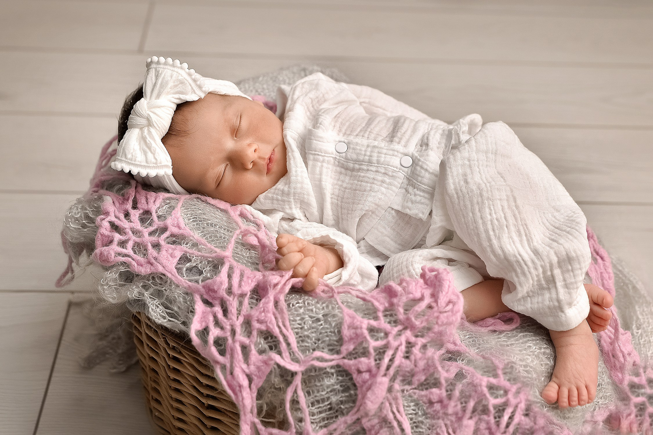 Малыши до года. Контакты