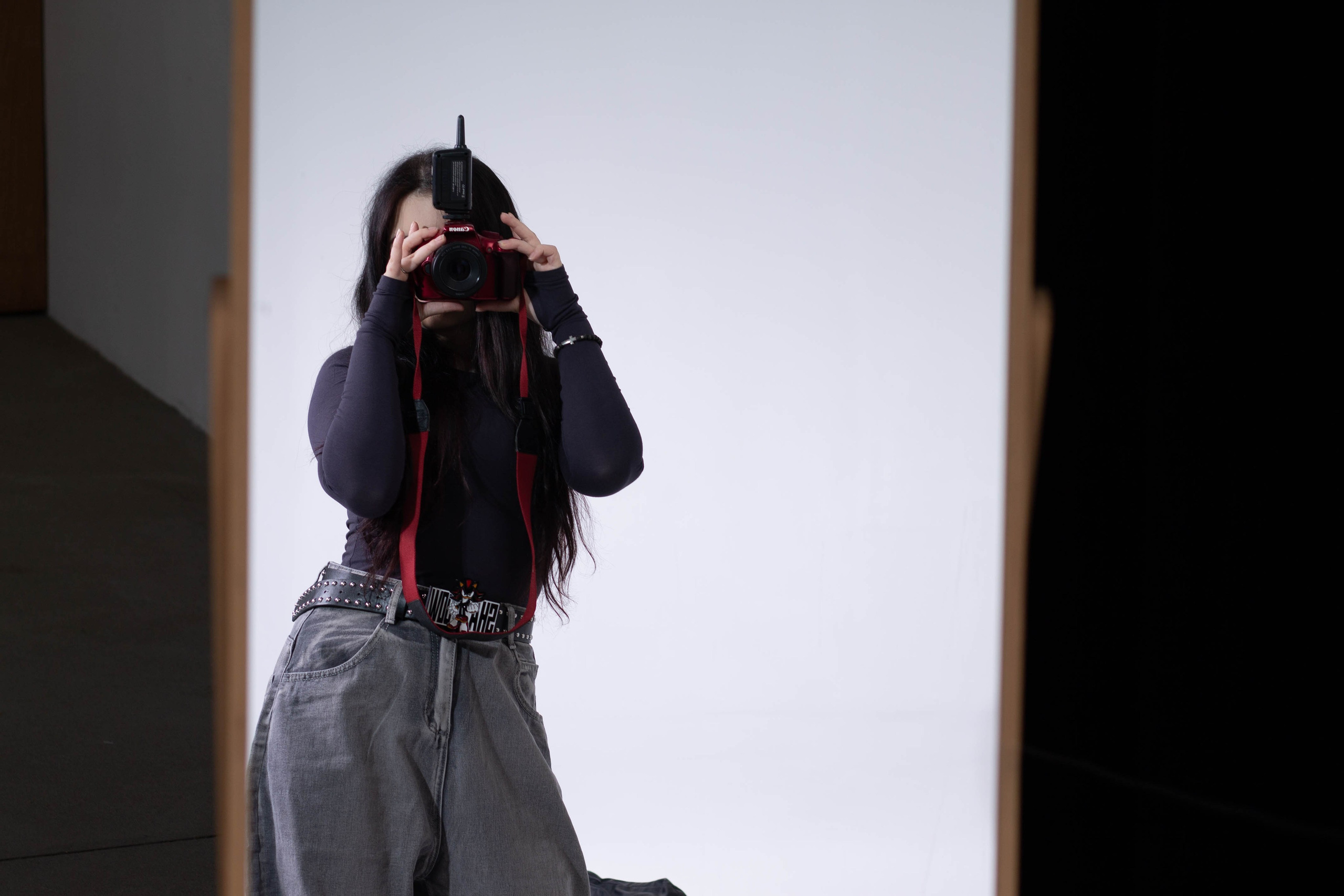 Портрет в студии. Mintonov's Film Studio