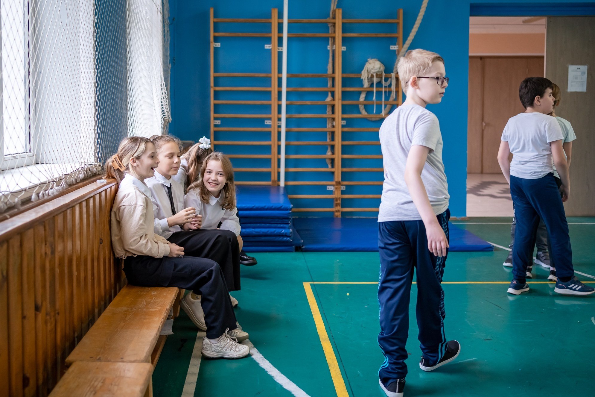 Выпускники начальной школы. Семейный фотограф Варвара Сорока в городе Москве