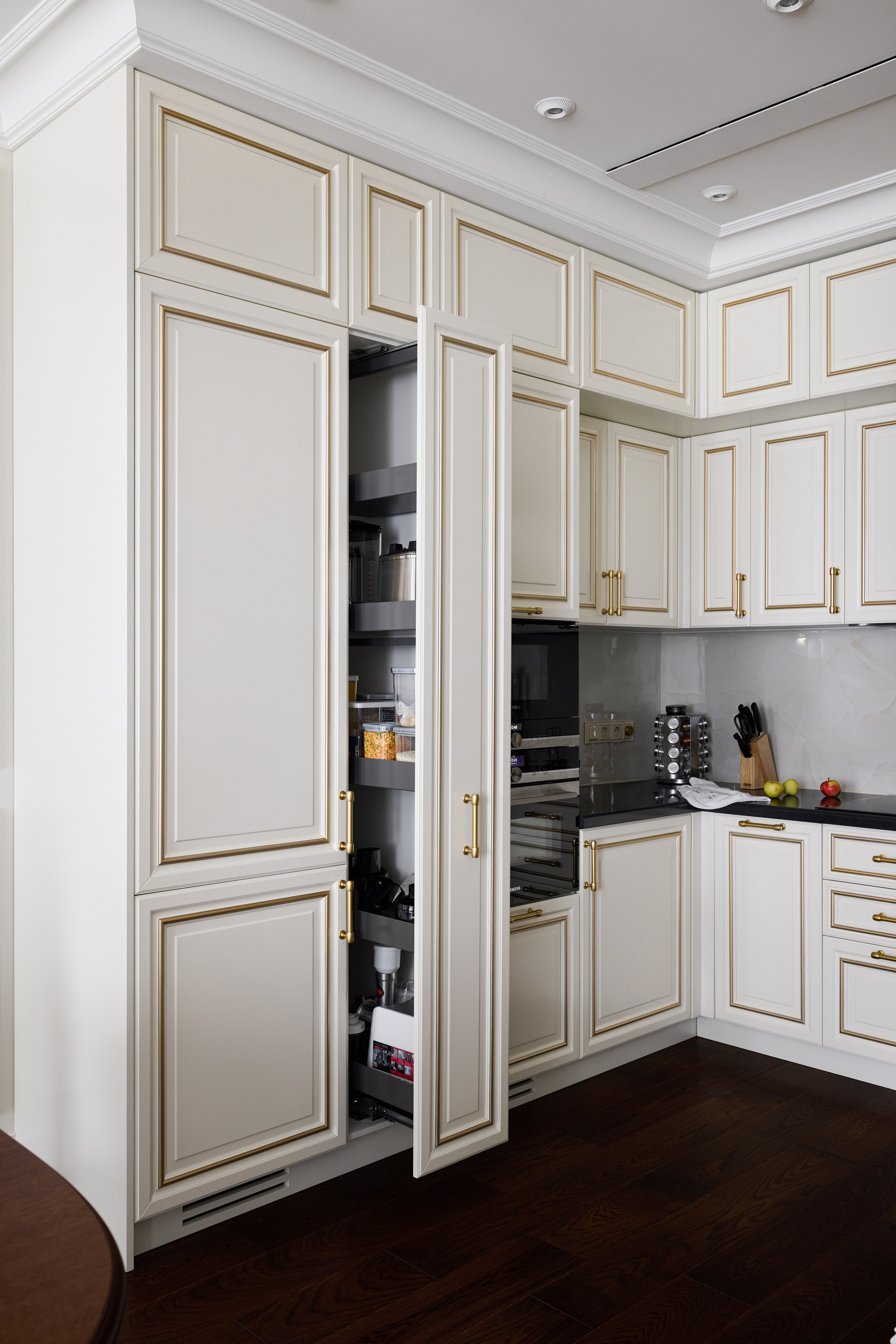 Московский 65, СПБ. Davvero