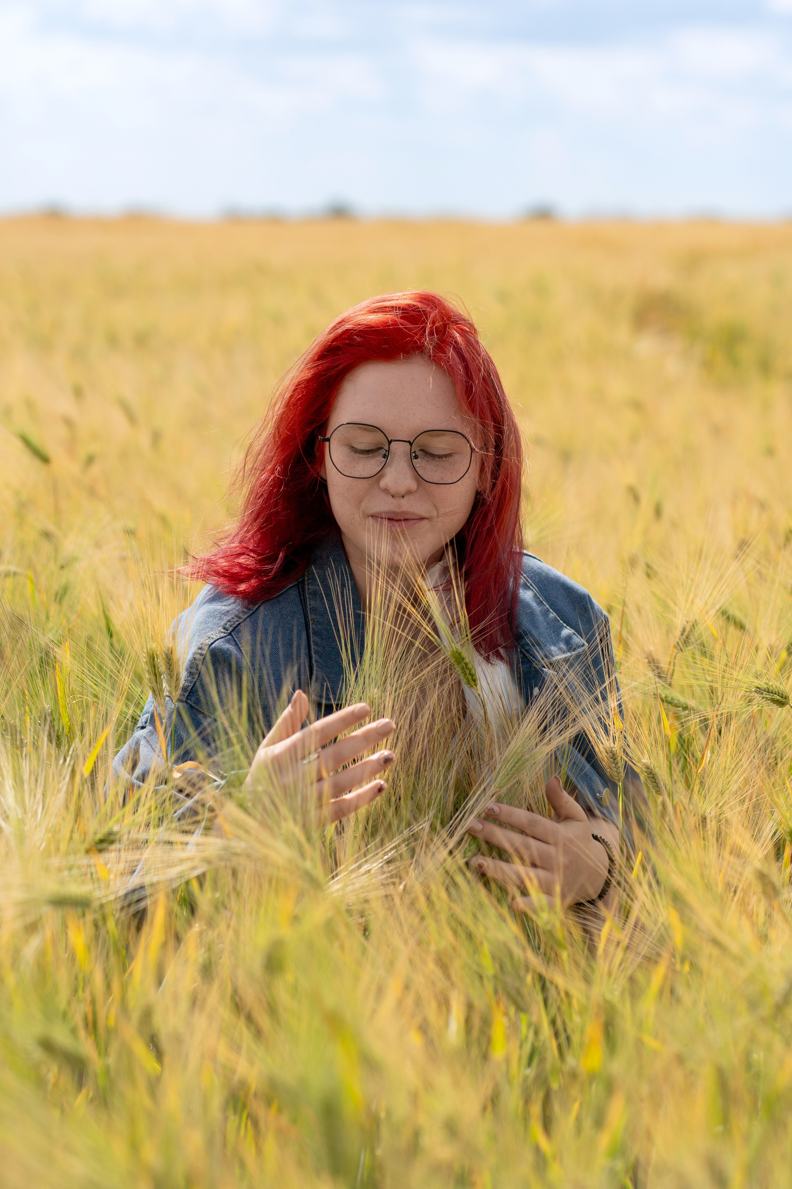 Здравствуй, поле!. Фотограф в РФ и ЛНР Юлия Федосеева
