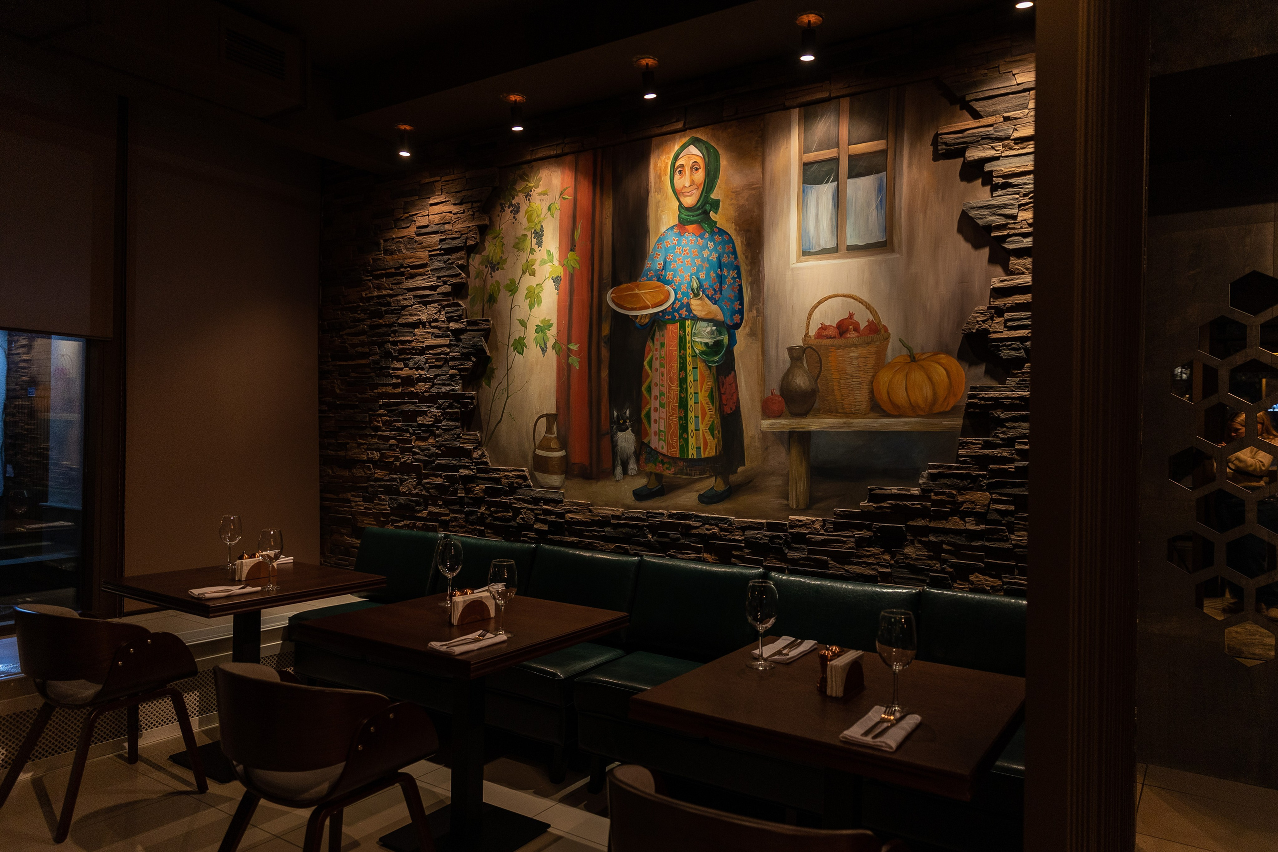 Интерьер ресторана Мимино. Свадебный фотограф Москва Саша Серегина (Сашина)