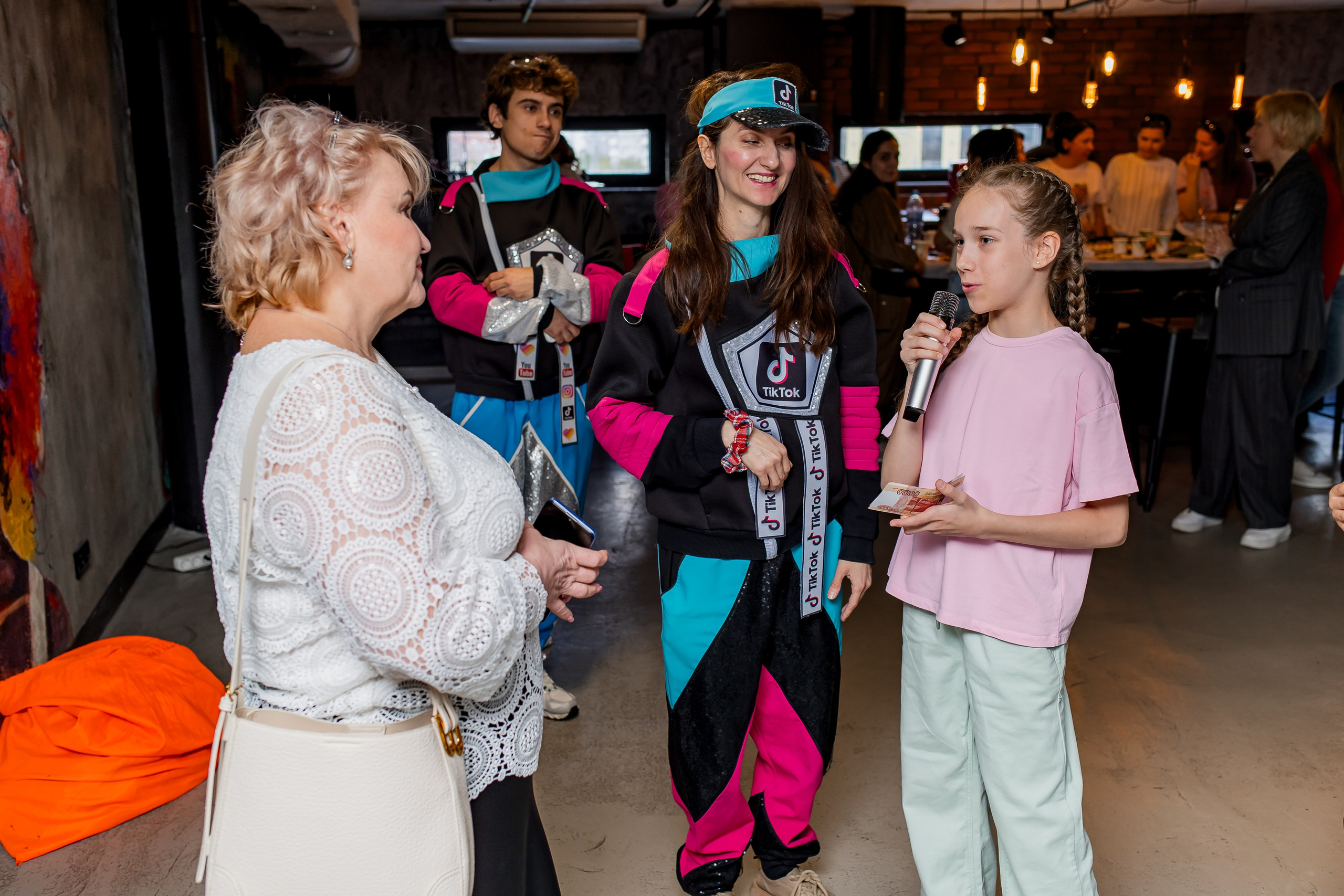 Выпускной 4 класс. Фотограф в Москве Авдеева Мария