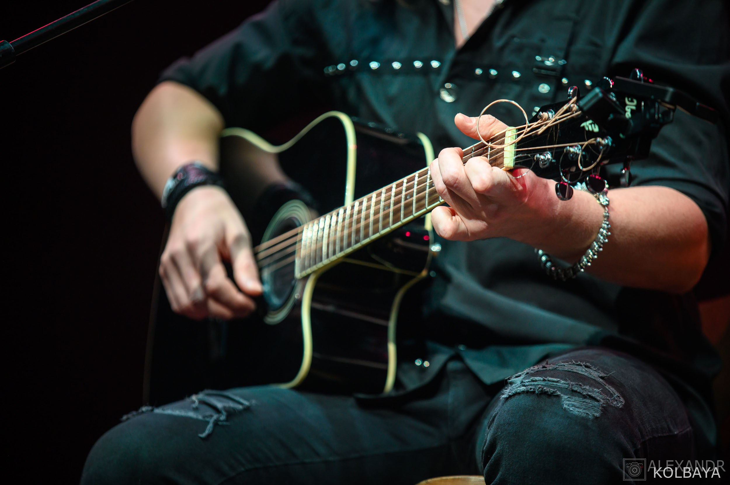 Фоторепортаж с Метал-Елки 2026. Концертный и театральный репортажный фотограф в Москве Александр Колбая