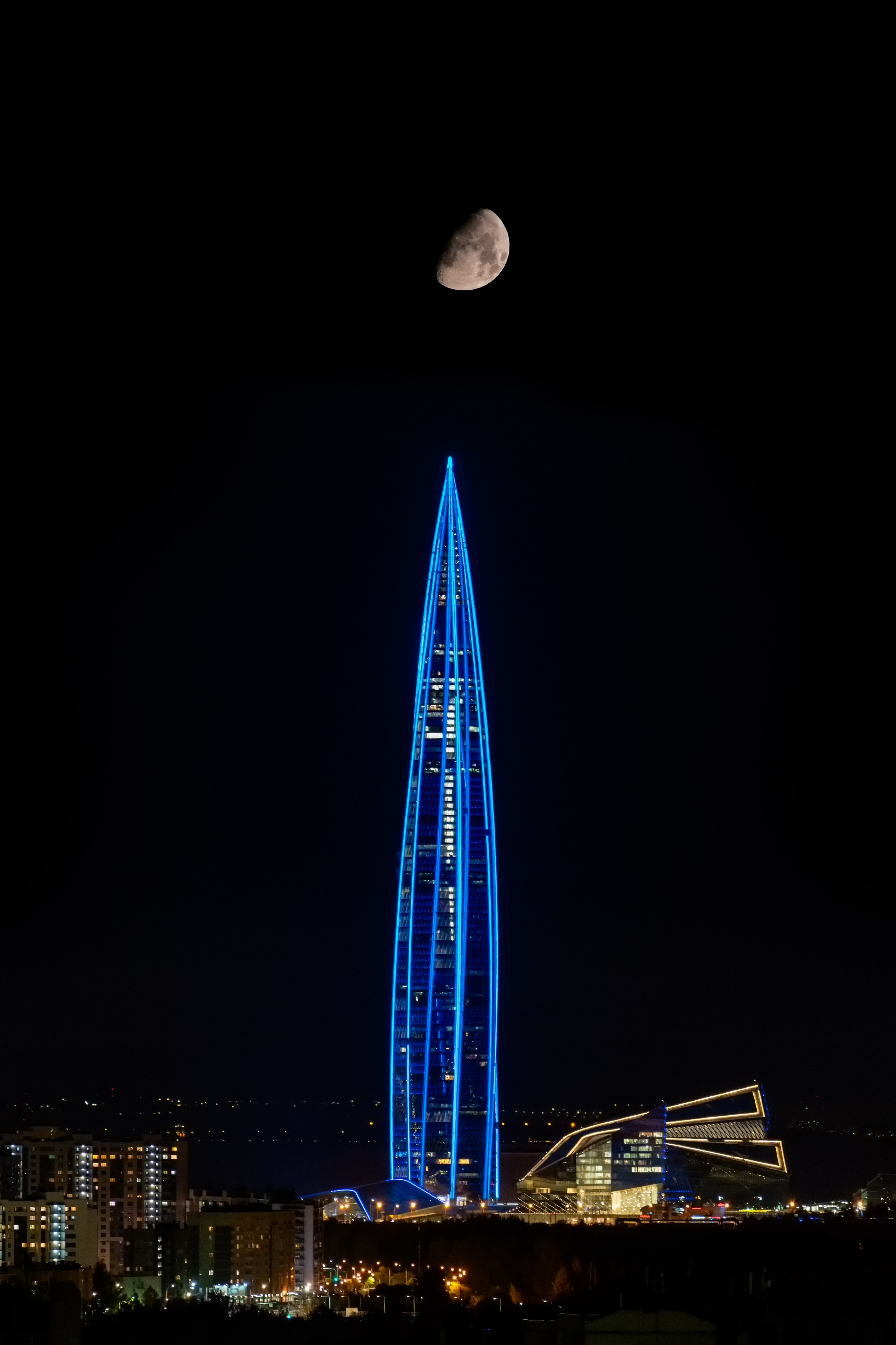 Архитектурная фотография и городской пейзаж. От прошлого к будущему авиации через фотографию