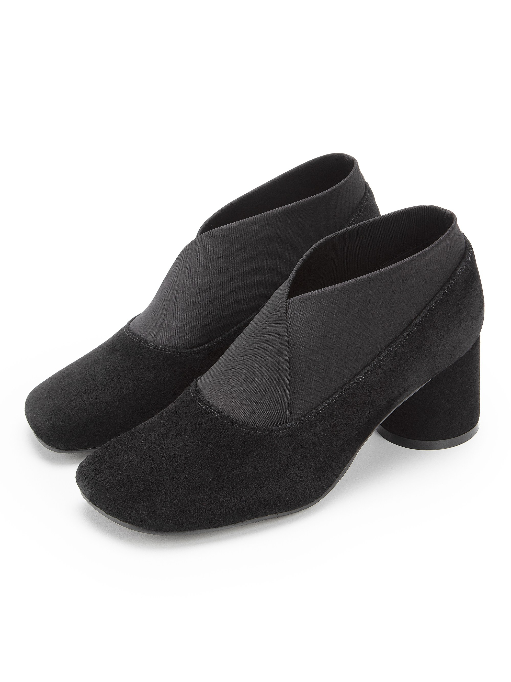 Каталожная фотография обуви. Фотограф в Москве Егор Гончаров