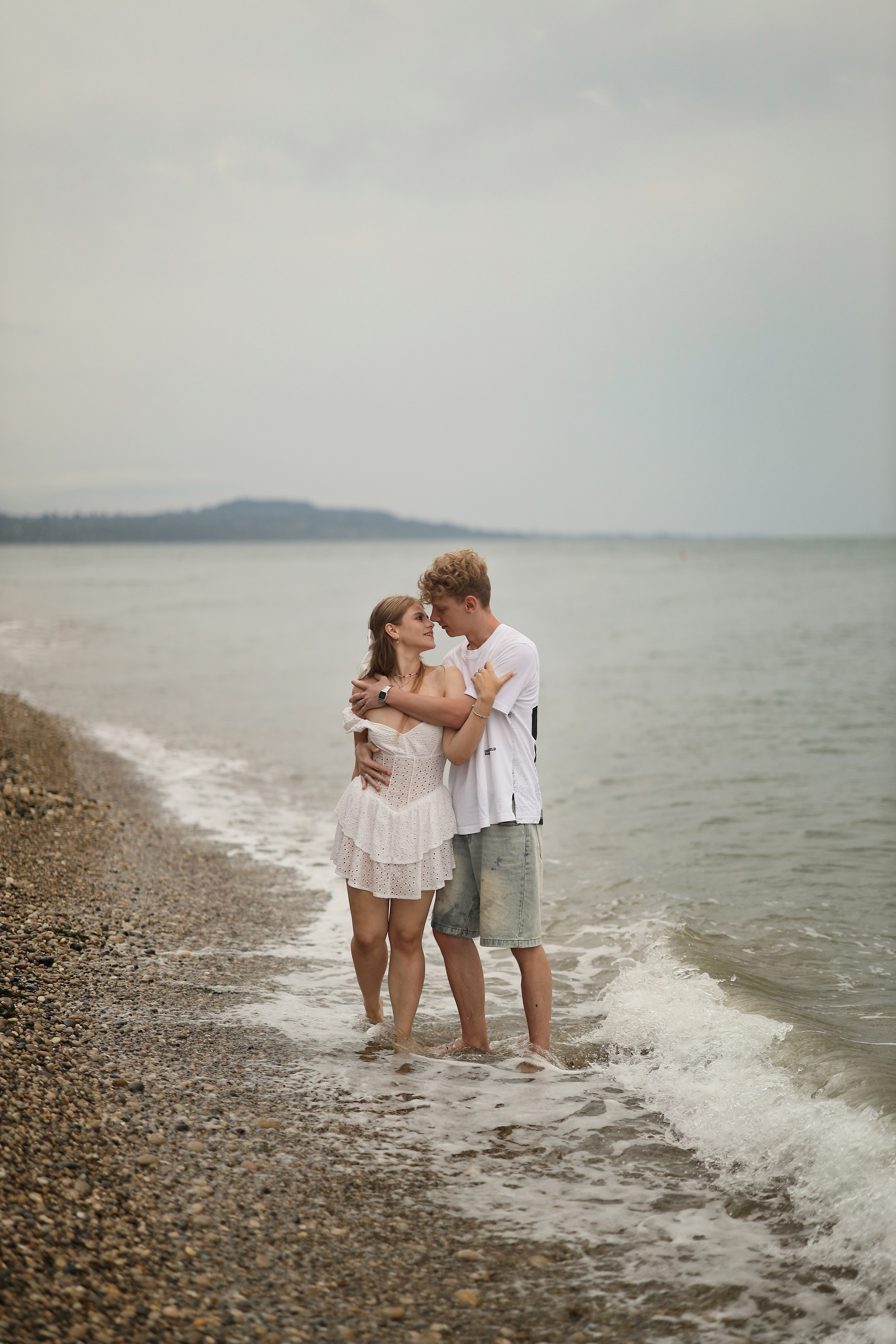 Love story фотосессия на пляже в Новом Афоне. Свадебный и семейный фотограф в Абхазии Жанна Соснина
