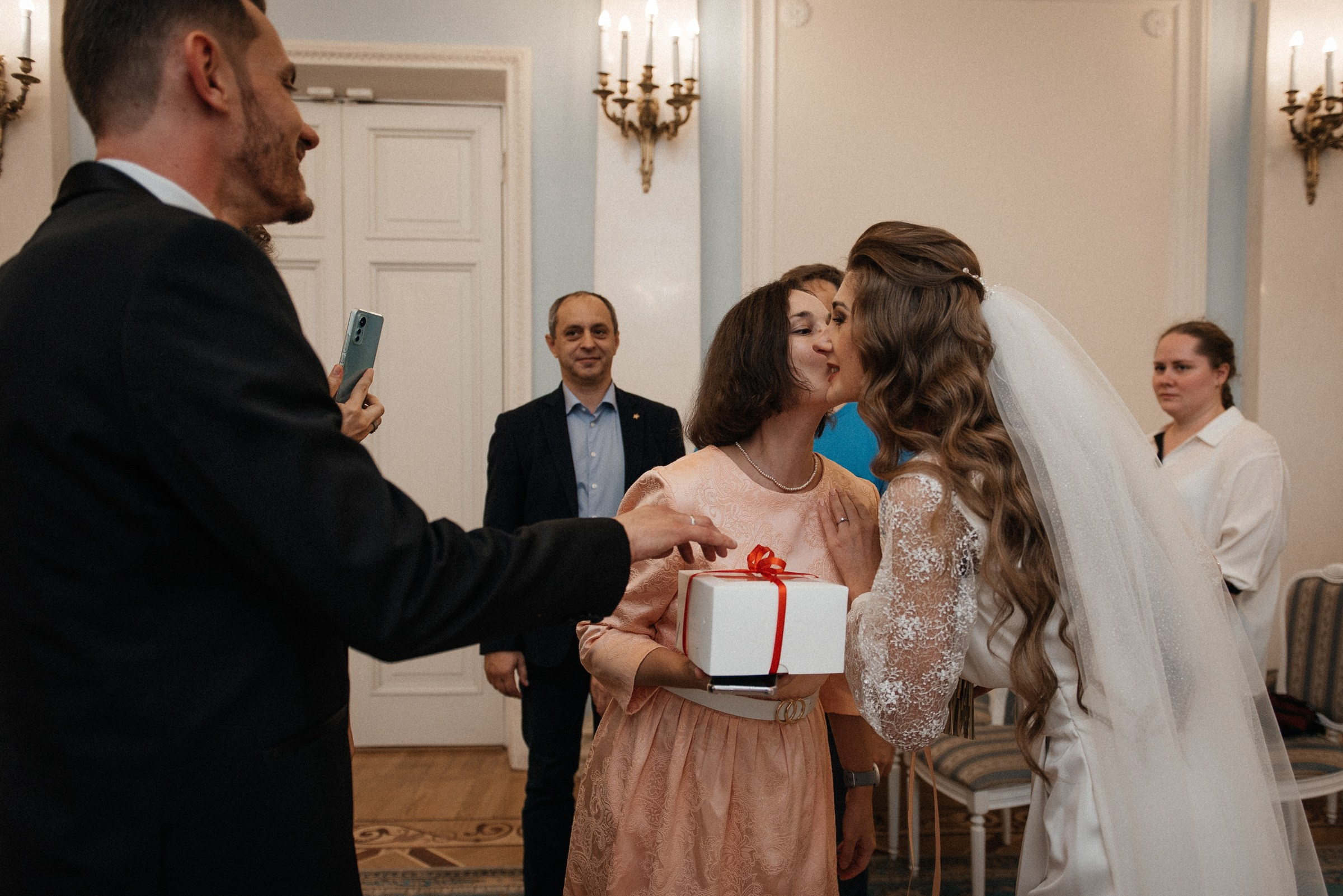 регистрация бракосочетания в ЗАГСе Кировского района