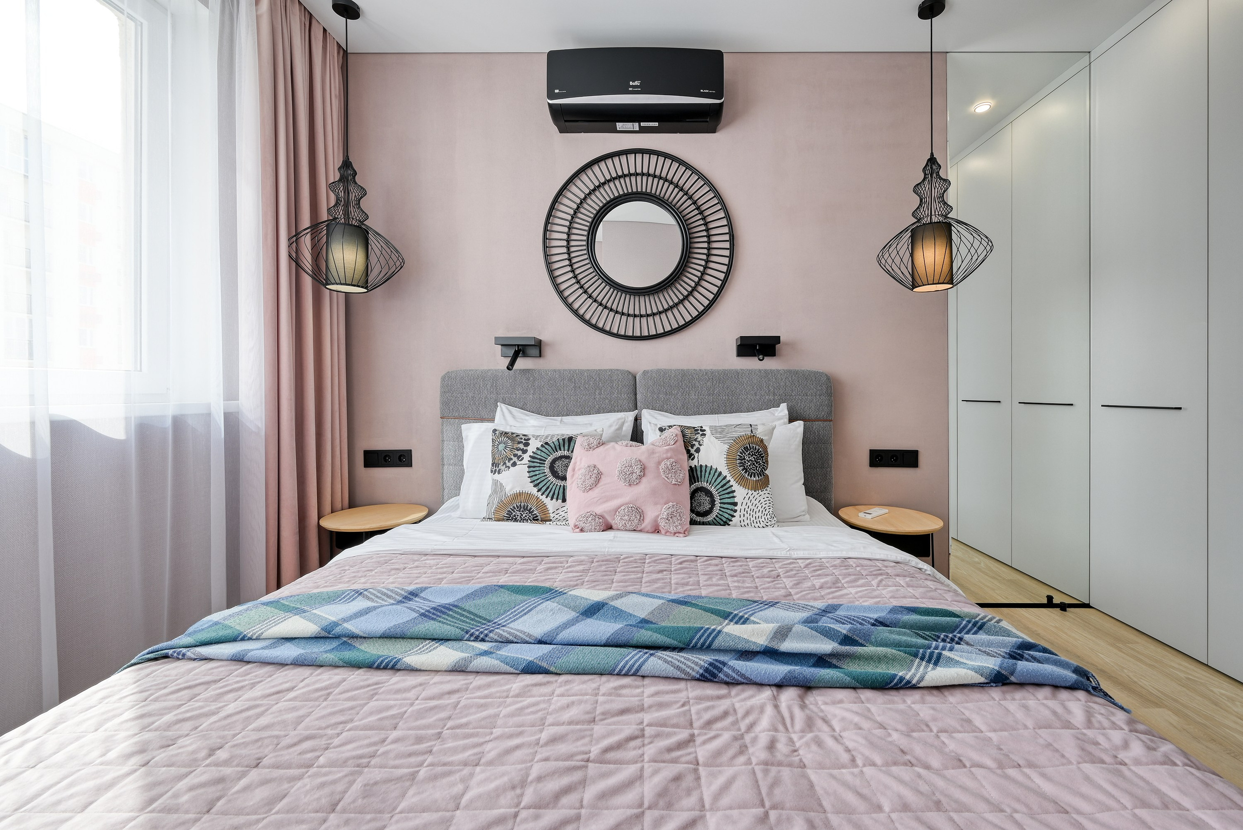 Интерьерная фотосъемка квартиры в ЖК Фрукты. Интерьерный фотограф в Сочи | Роман Сусленко