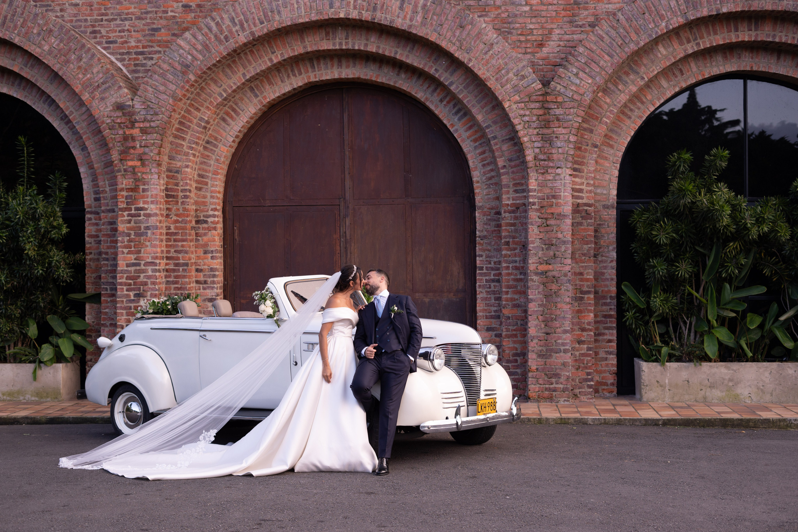 Natalia and Germano. Wedding Photographer in Barcelona and Medellin