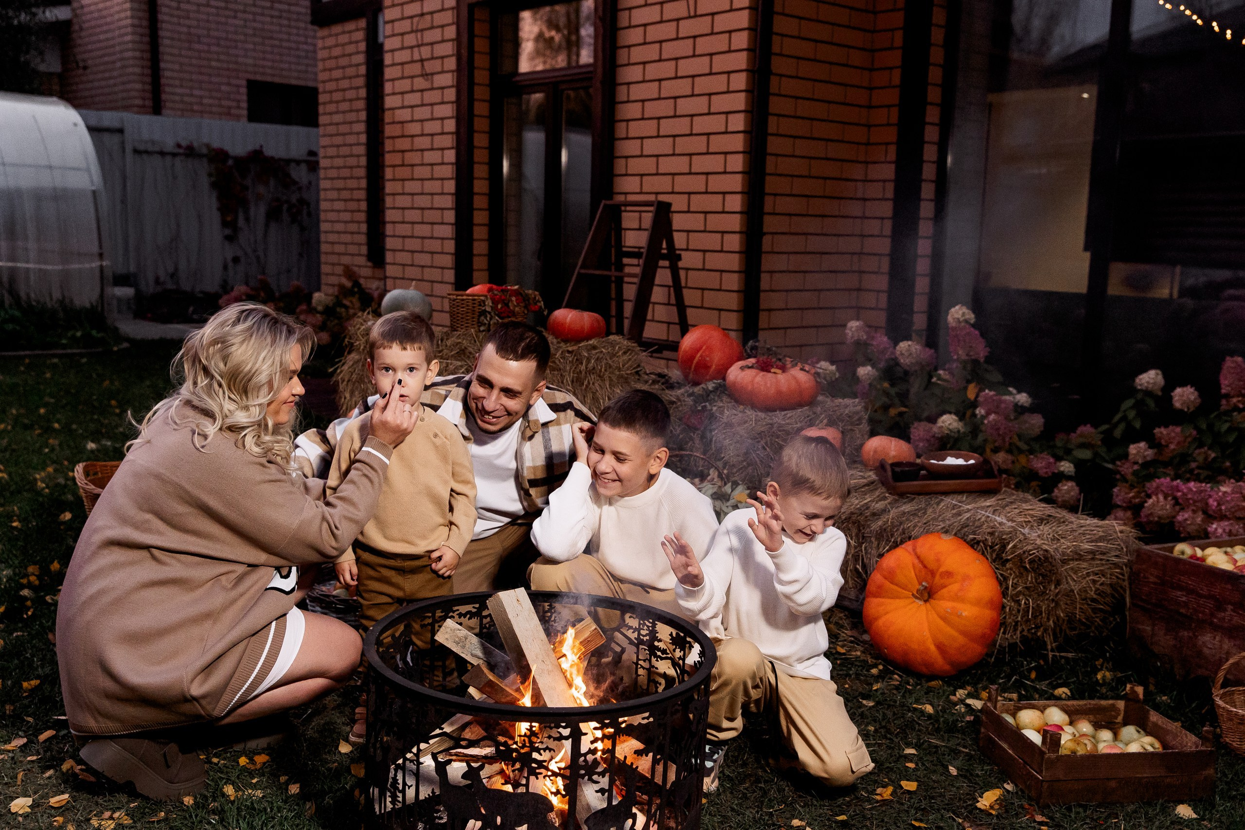 Эдуард и Дарья с сыновьями. Свадебный и семейный фотограф в Челябинске Юлия Ишимова
