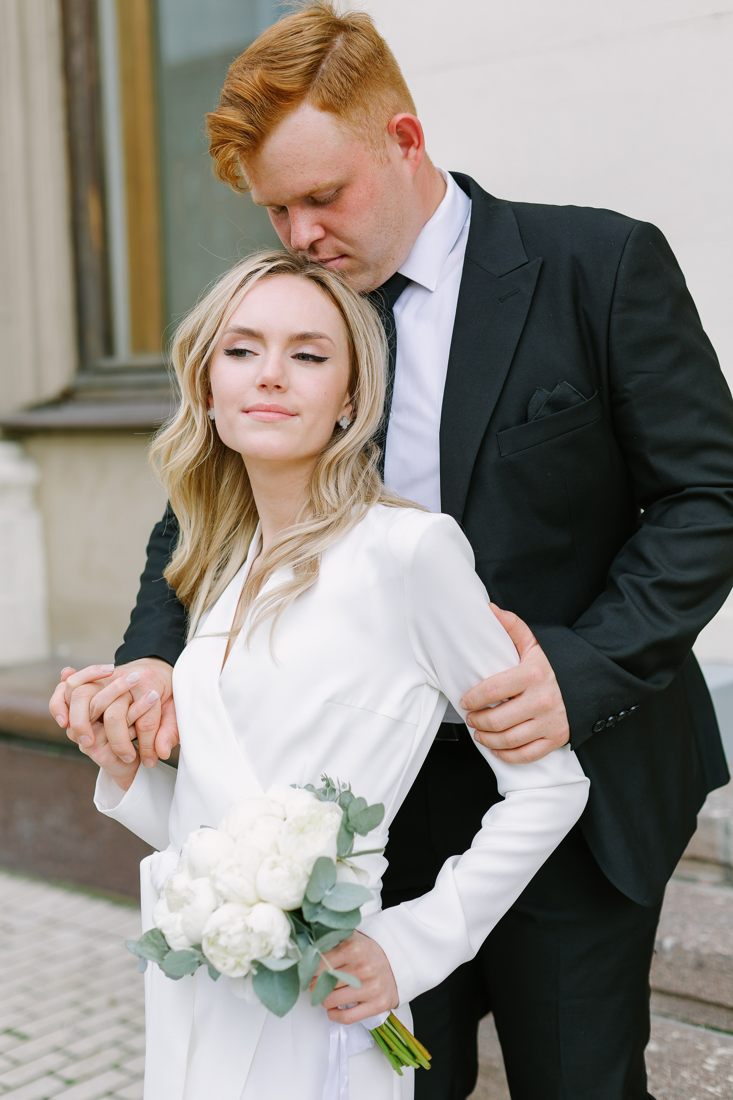 Примеры свадебных фотографий, позы для свадебной съёмки