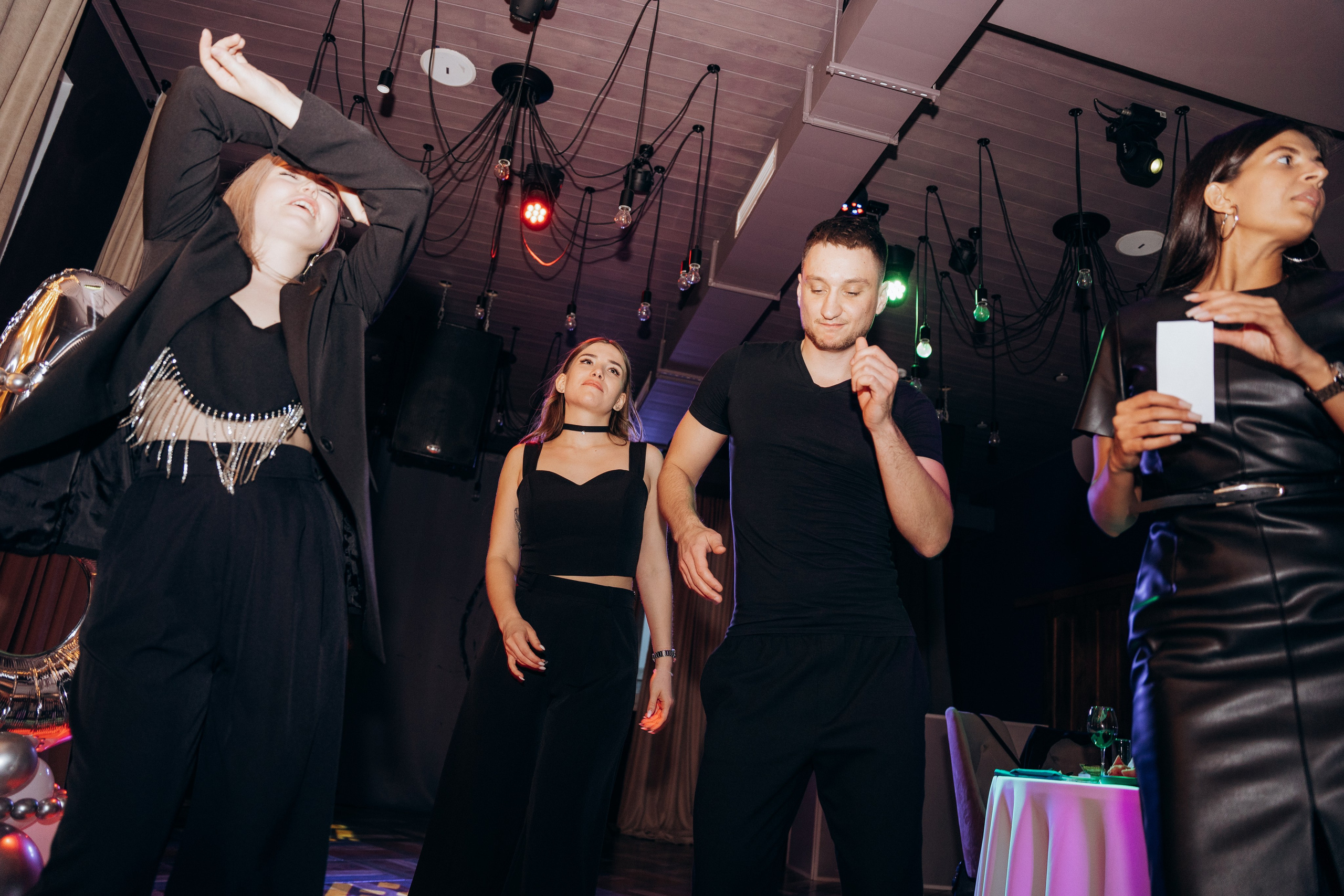 Яне 25. Главная