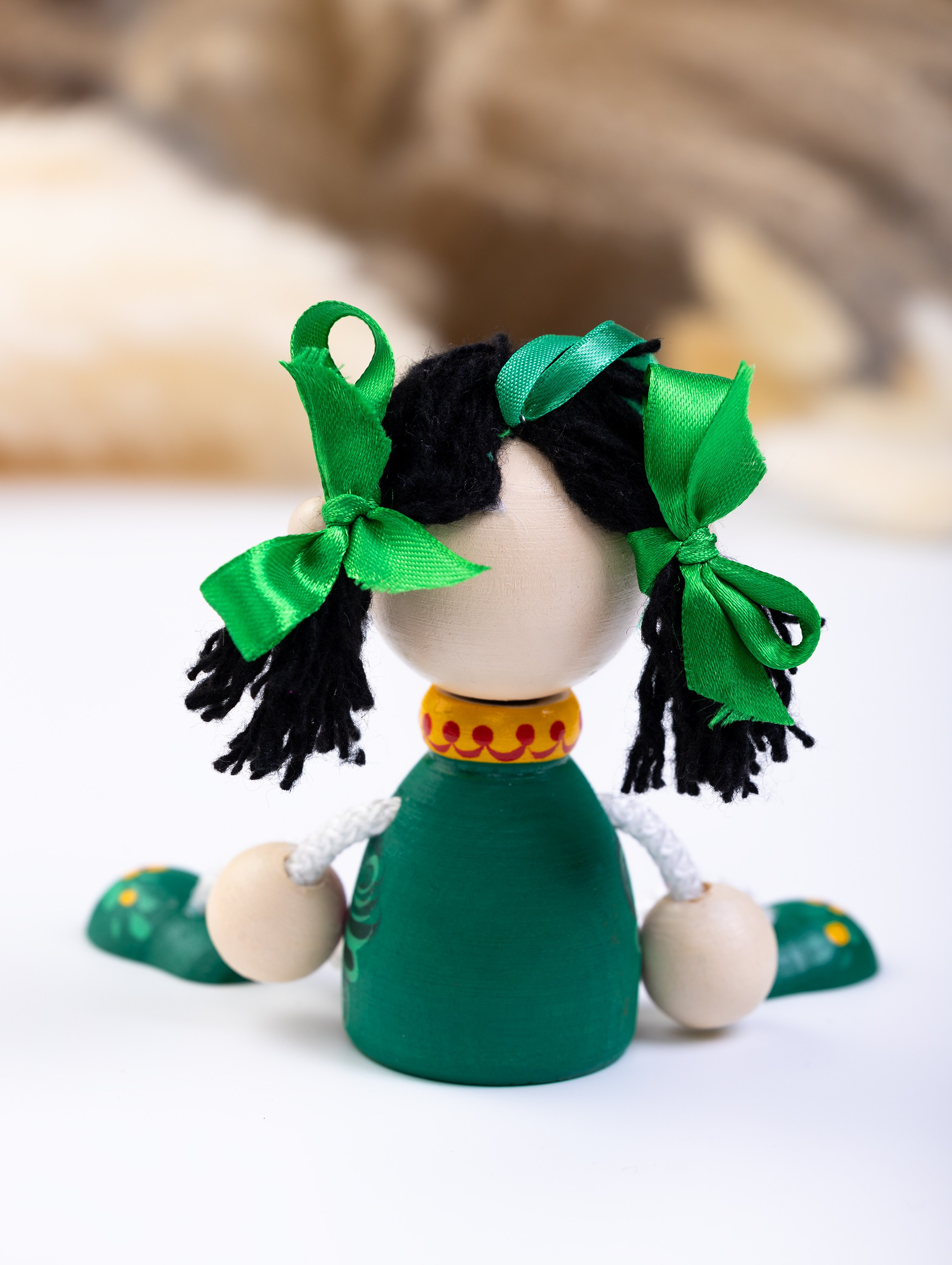 Деревянные игрушки ручной росписи. Фотостудия T-CUBE