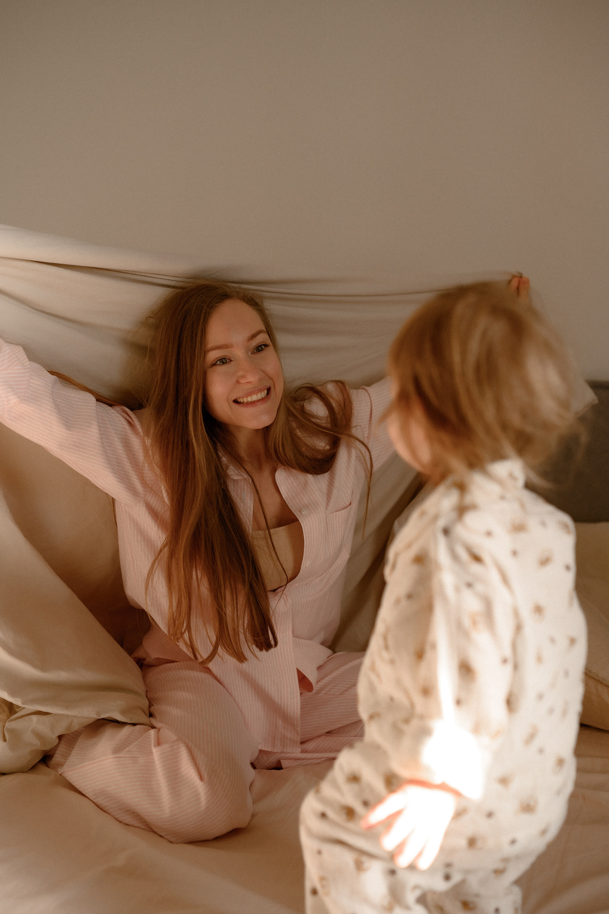 Даша и Варя дома. Семейный и свадебный lifestyle-фотограф в Москве Мария Петрова