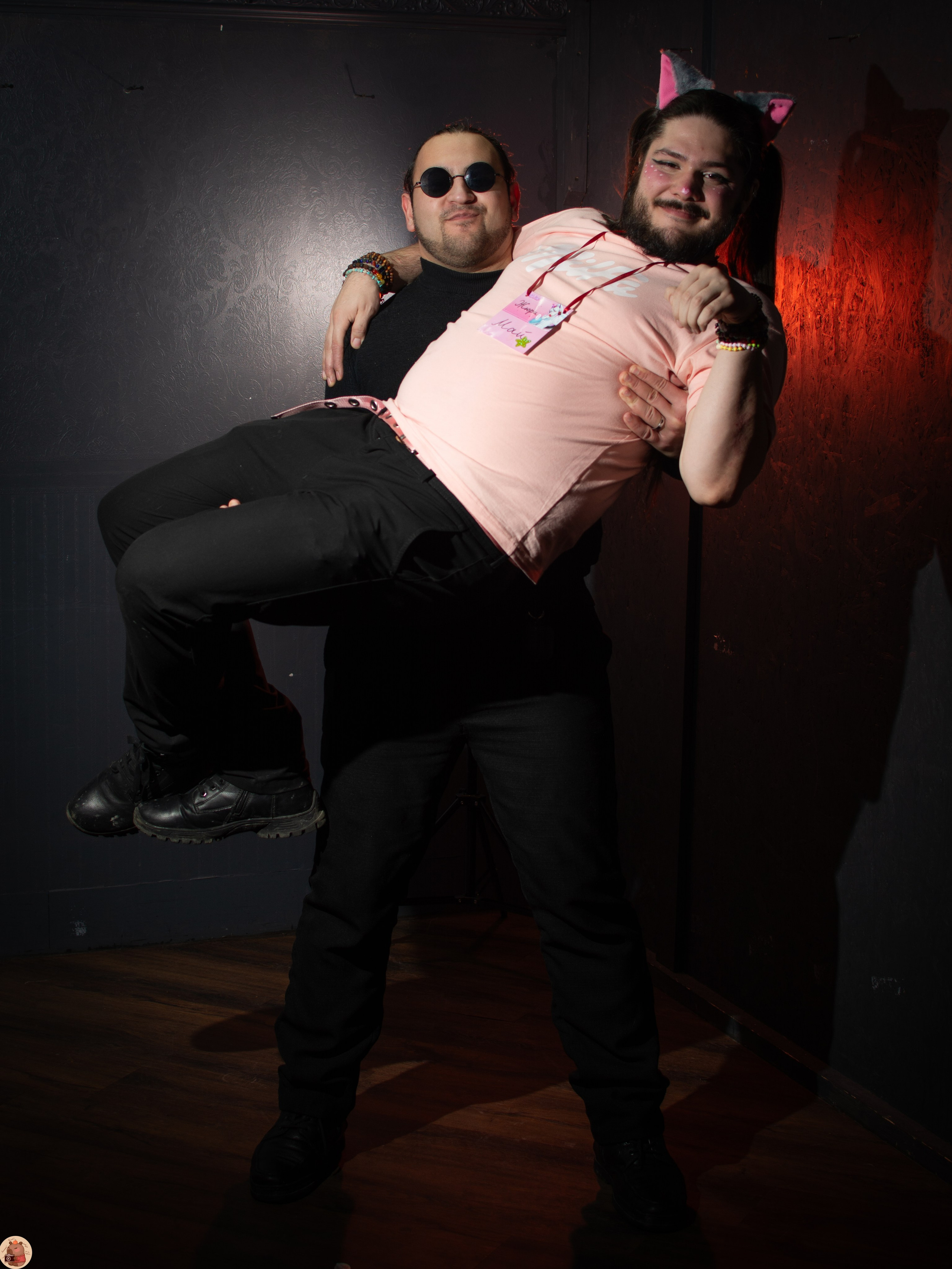 Gluck Party: The thrill of love. Пруд Капибарки