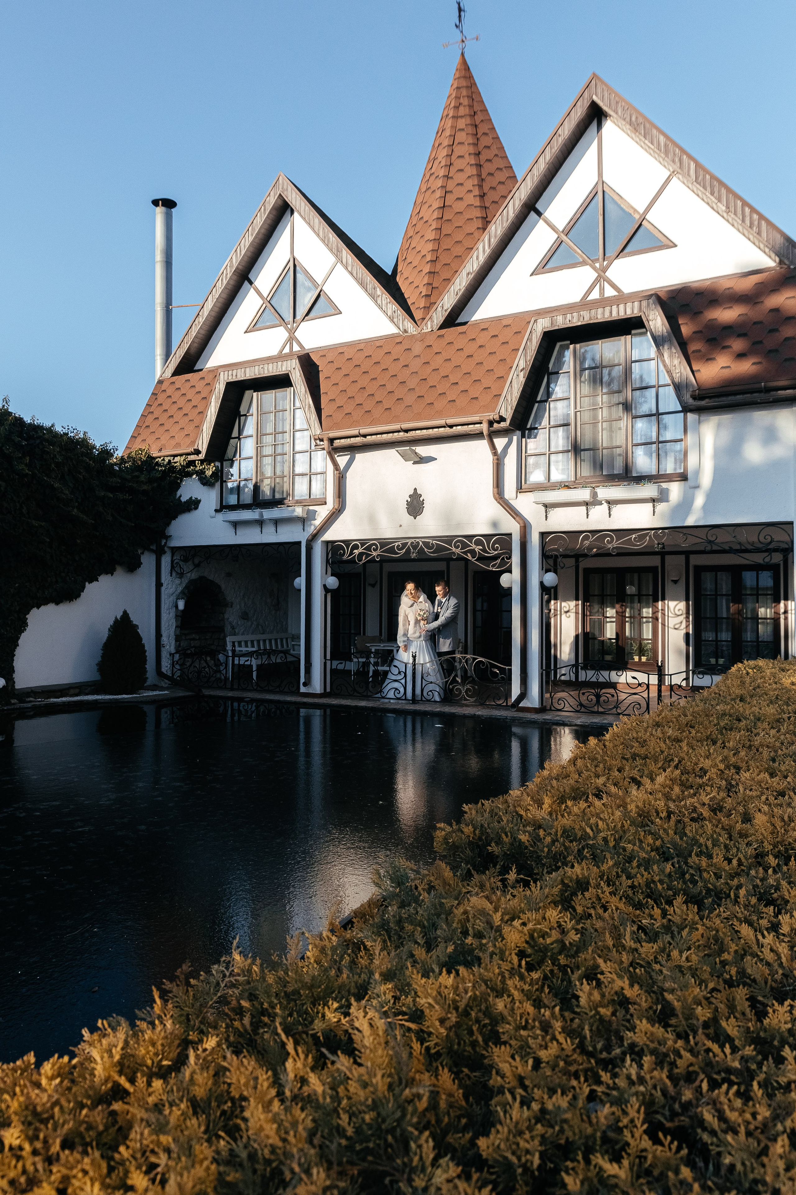 Кирилл и Эльвира. Главная