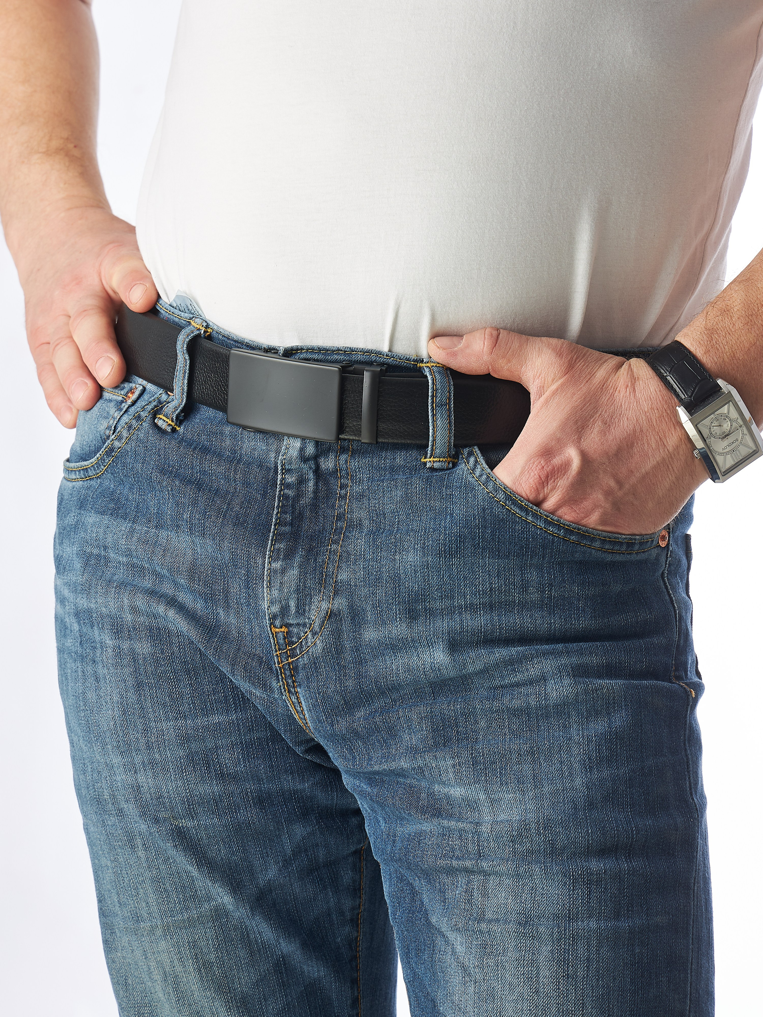 Фотосъемка ремней для маркетплейсов. Алексей Темнов — фотограф в Пятигорске