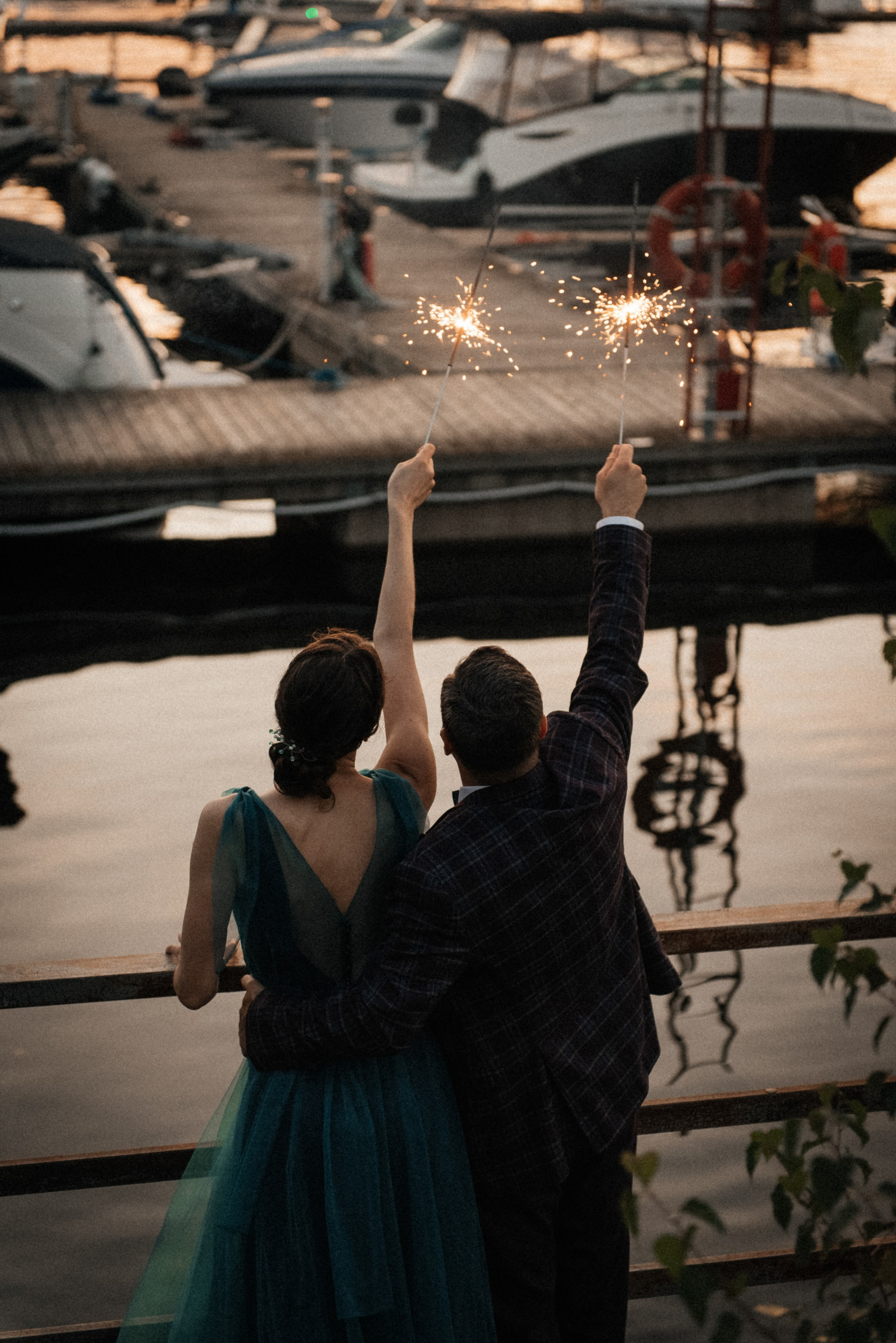 фотосессия с бенгальскими огнями