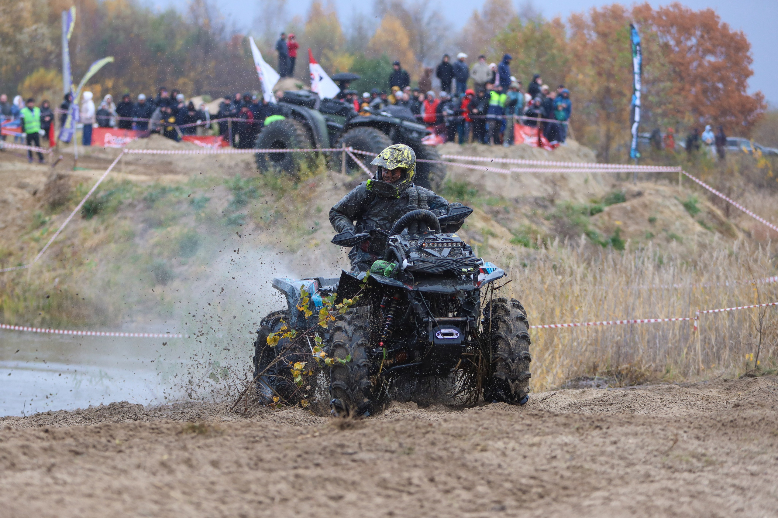 Гонки на квадроциклах Грязевое кольцо. Спортивный фотограф в Самаре