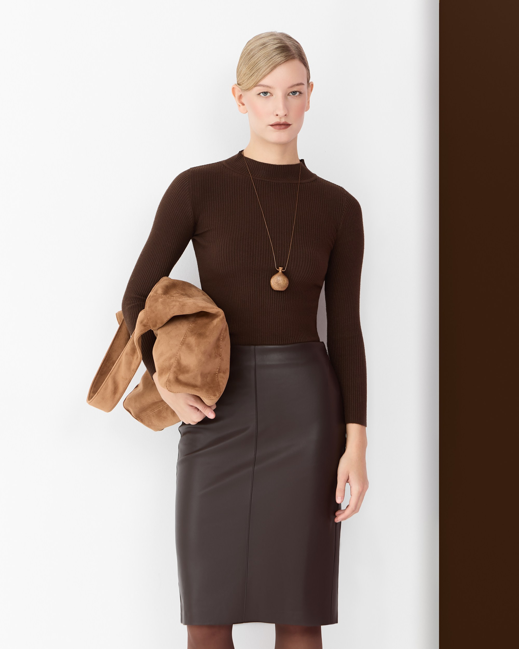 Catalog. Lookbook. LISYEASY | коммерческий фотограф