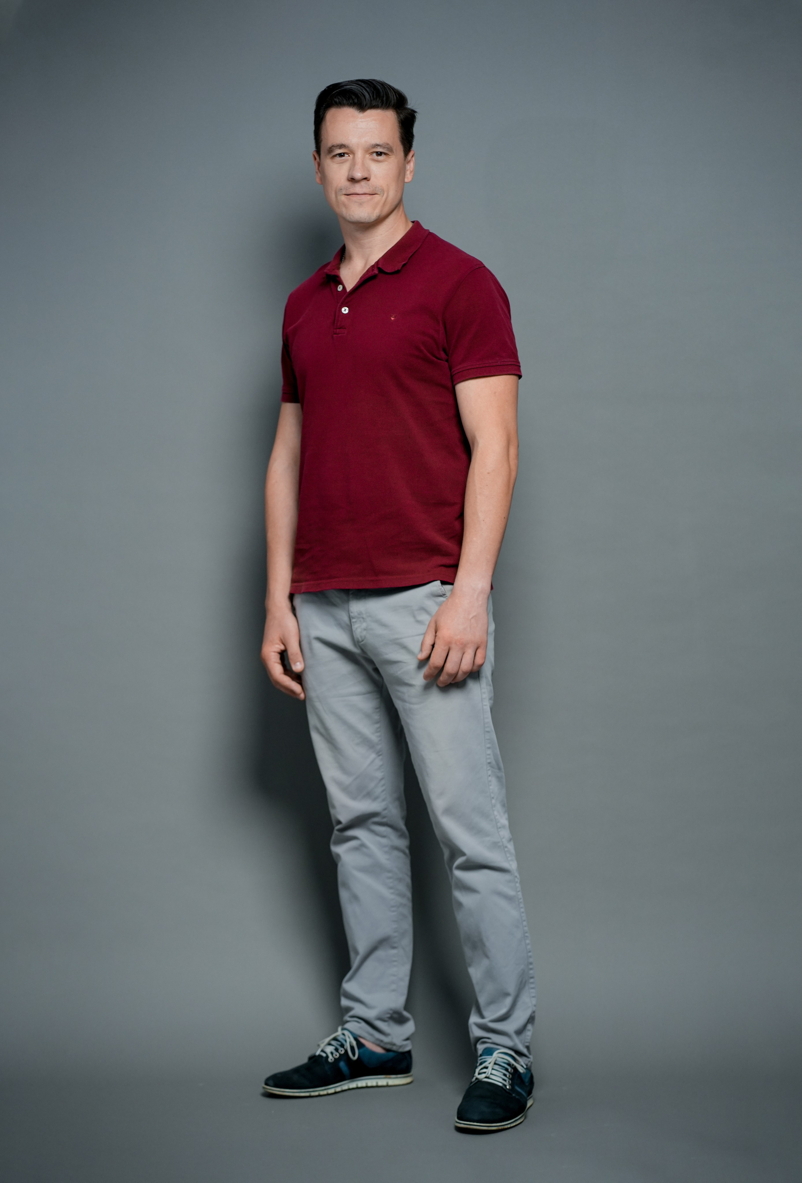 Актёр Дмитрий Абазовик. Портретная съемка в Москве, студийный фотограф Игорь Фомин