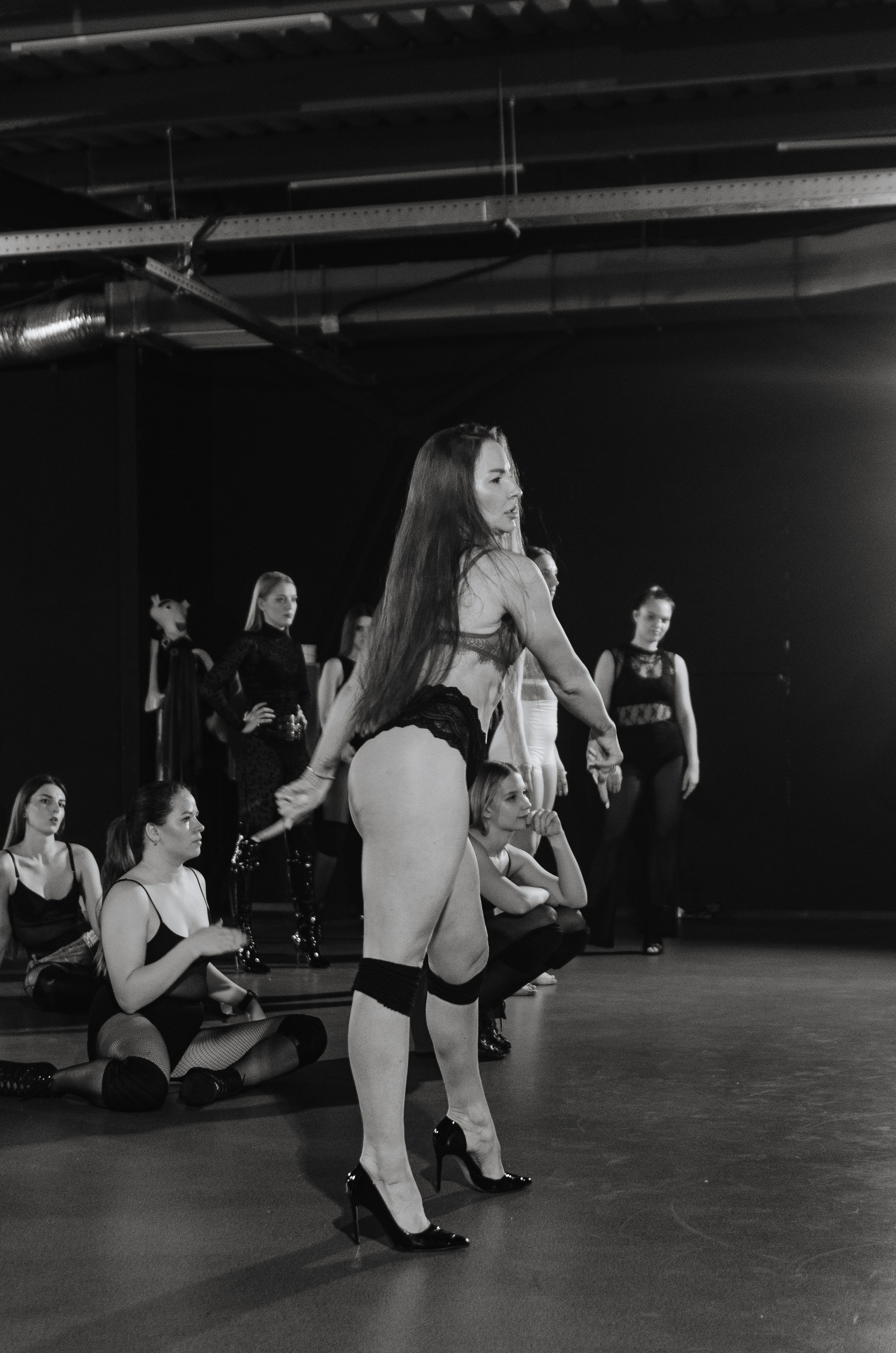 Мастер-классы по High Heels/Girly hip-hop от Оксаны ATTA. Денисова Аля — фотограф для парных съемок и индивидуальных историй в Барнауле