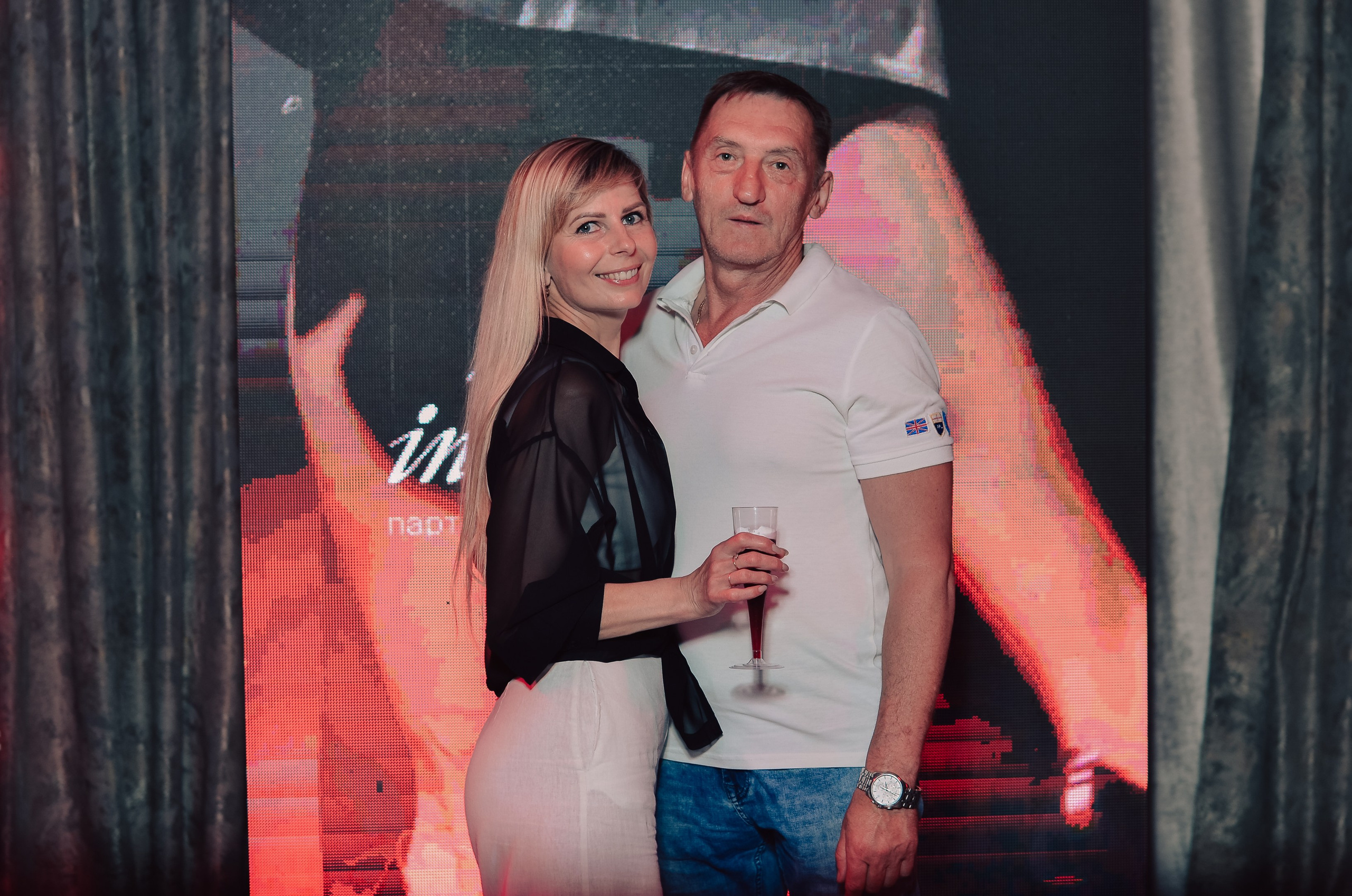 Фоторепортаж танцевального мероприятия. Денисова Аля — фотограф для парных съемок и индивидуальных историй в Барнауле