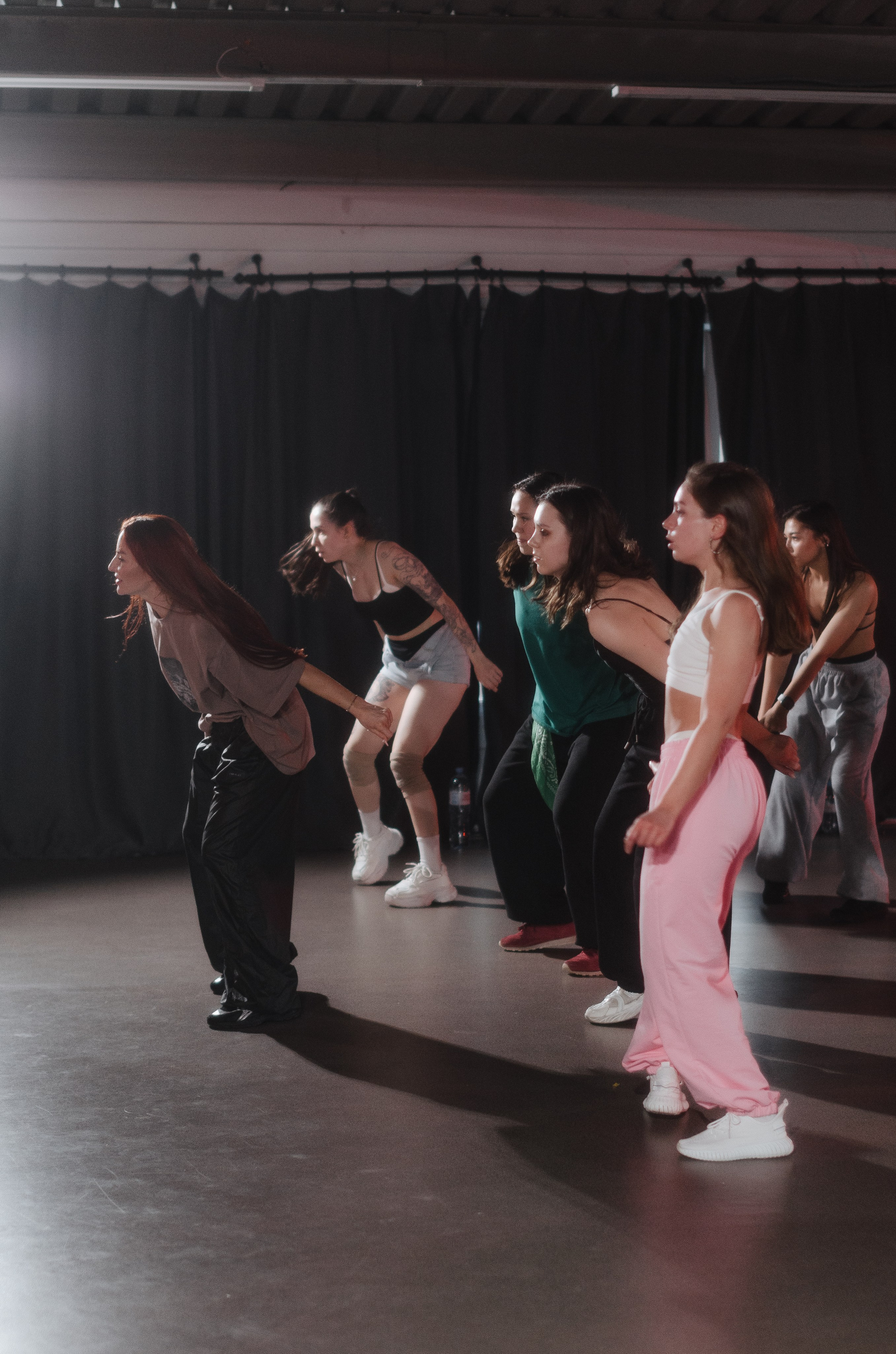 Мастер-классы по High Heels/Girly hip-hop от Оксаны ATTA. Денисова Аля — фотограф для парных съемок и индивидуальных историй в Барнауле