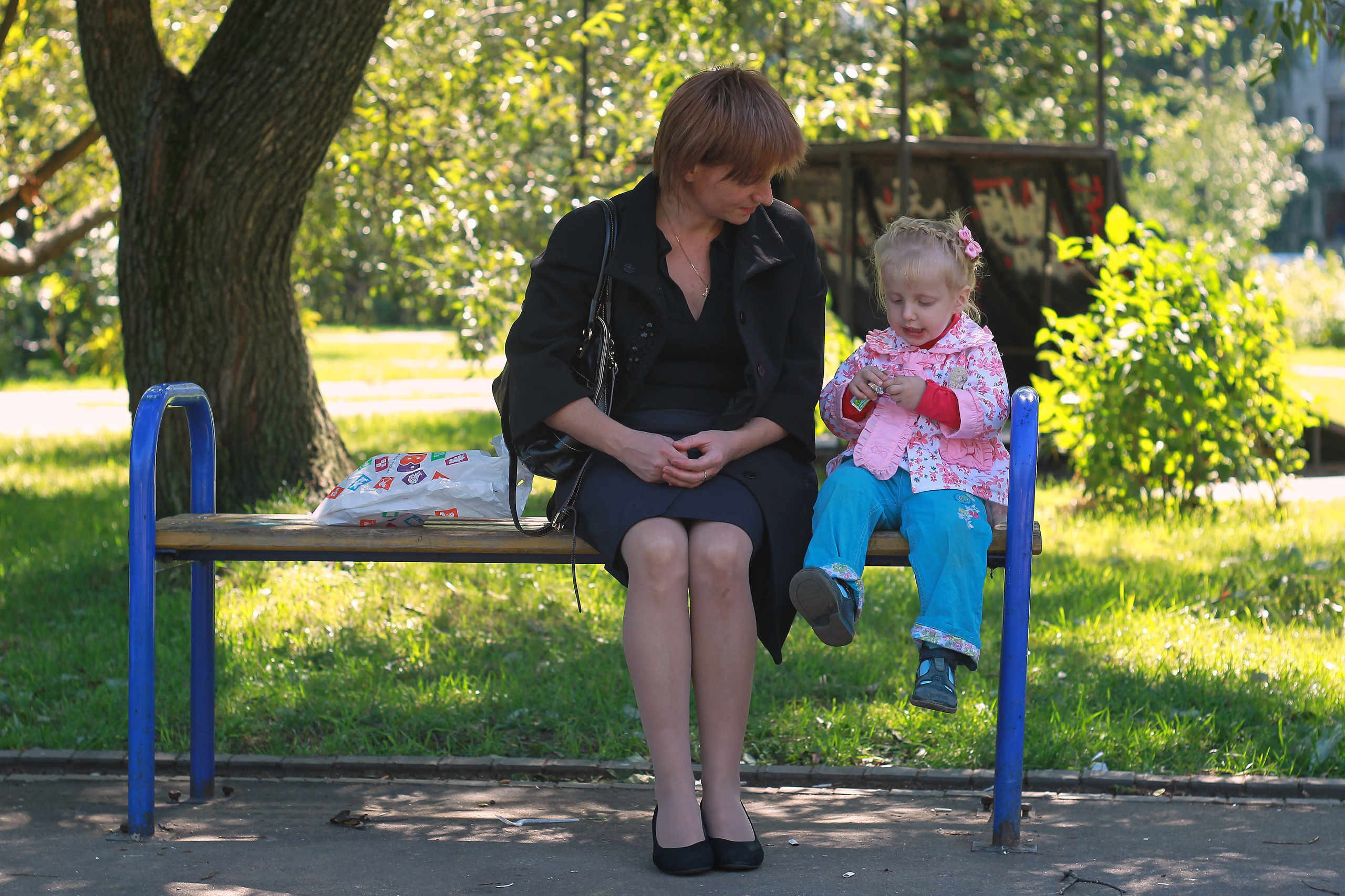 Семейная фотография в помещении и на улице. Сайт фотографа Виталия Дени