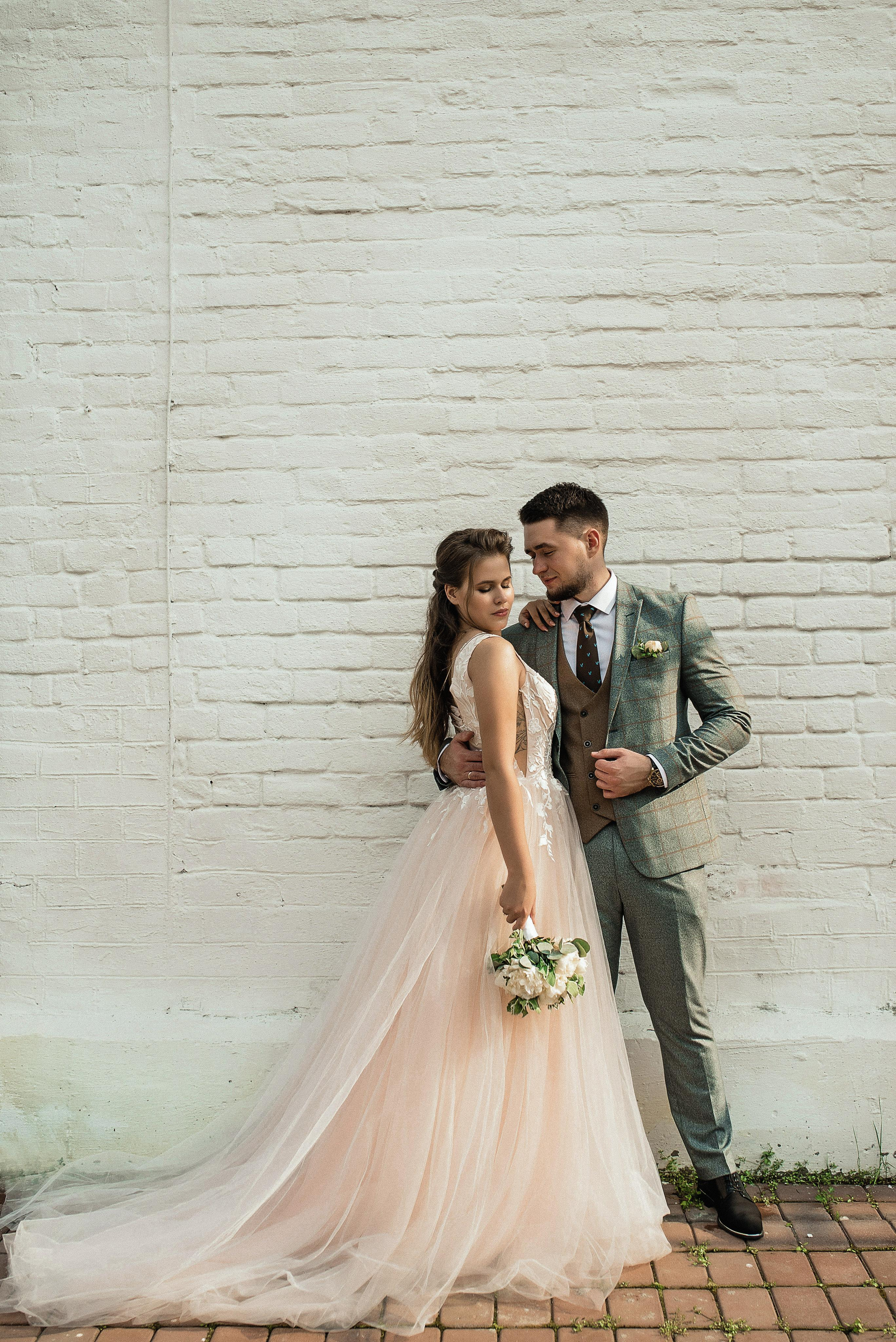 Свадебная фотосессия на улице в Красноярске. Свадебный и семейный фотограф в Красноярске Наталья Дроздова