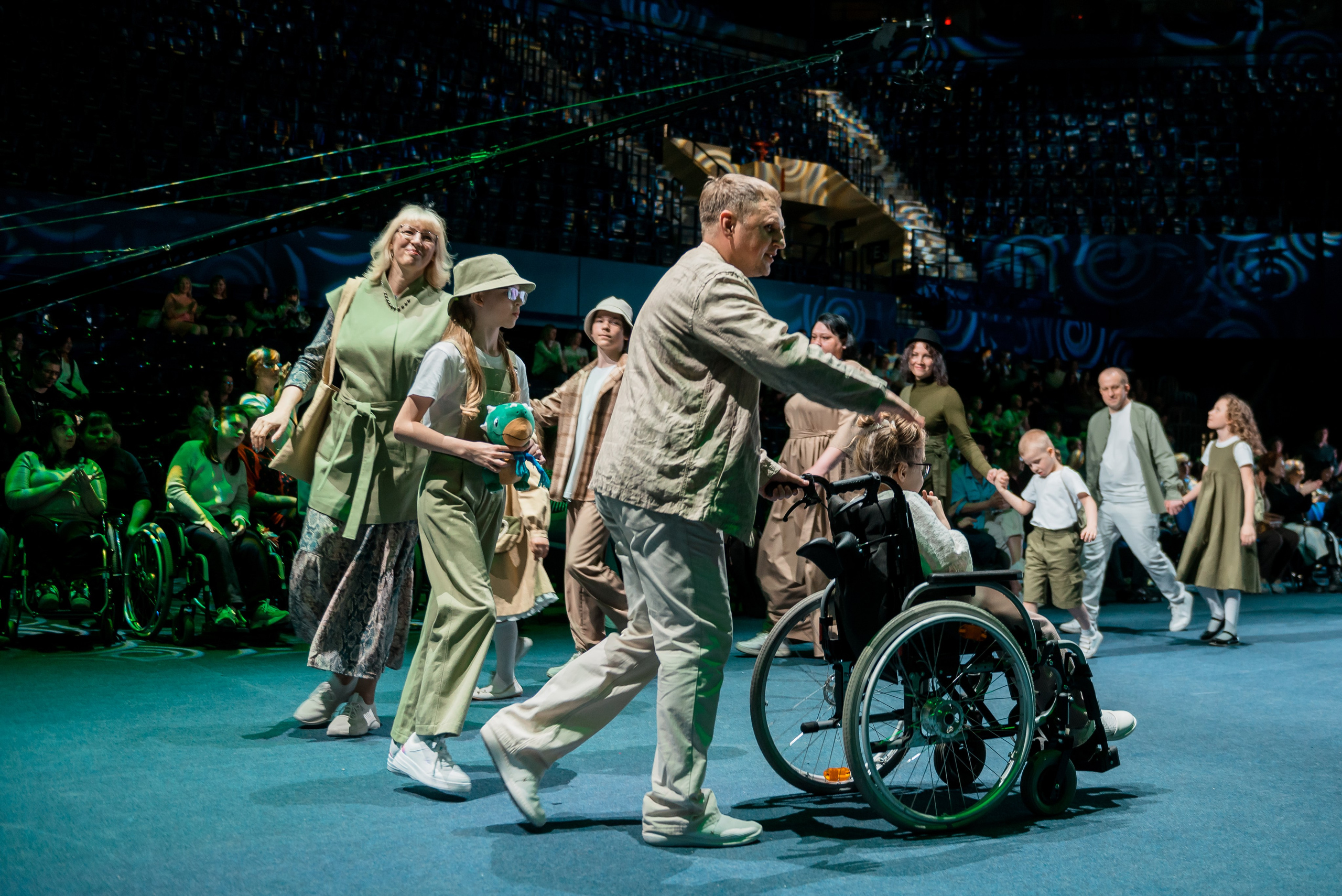 На Крыльях в Ледовом Дворце 2023. Детский фотограф, семейный фотограф и репортажи в Кемерово