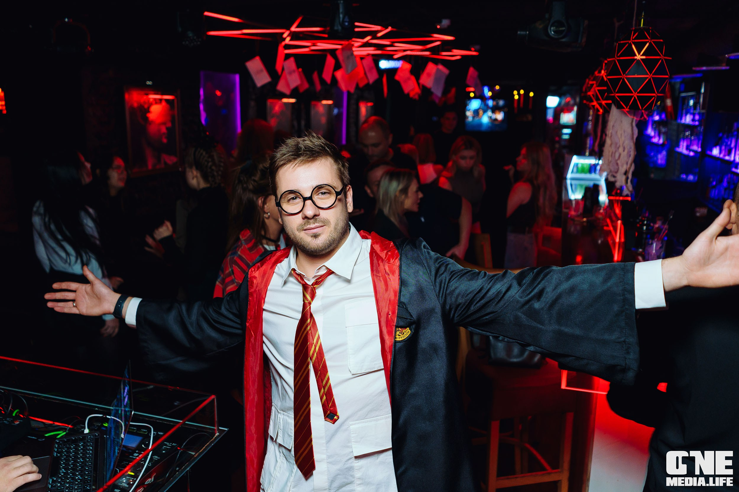 Фоторепортаж из Secret Bar. One Media Life: фоторепортажи, фотоотчеты с мероприятий и заведений