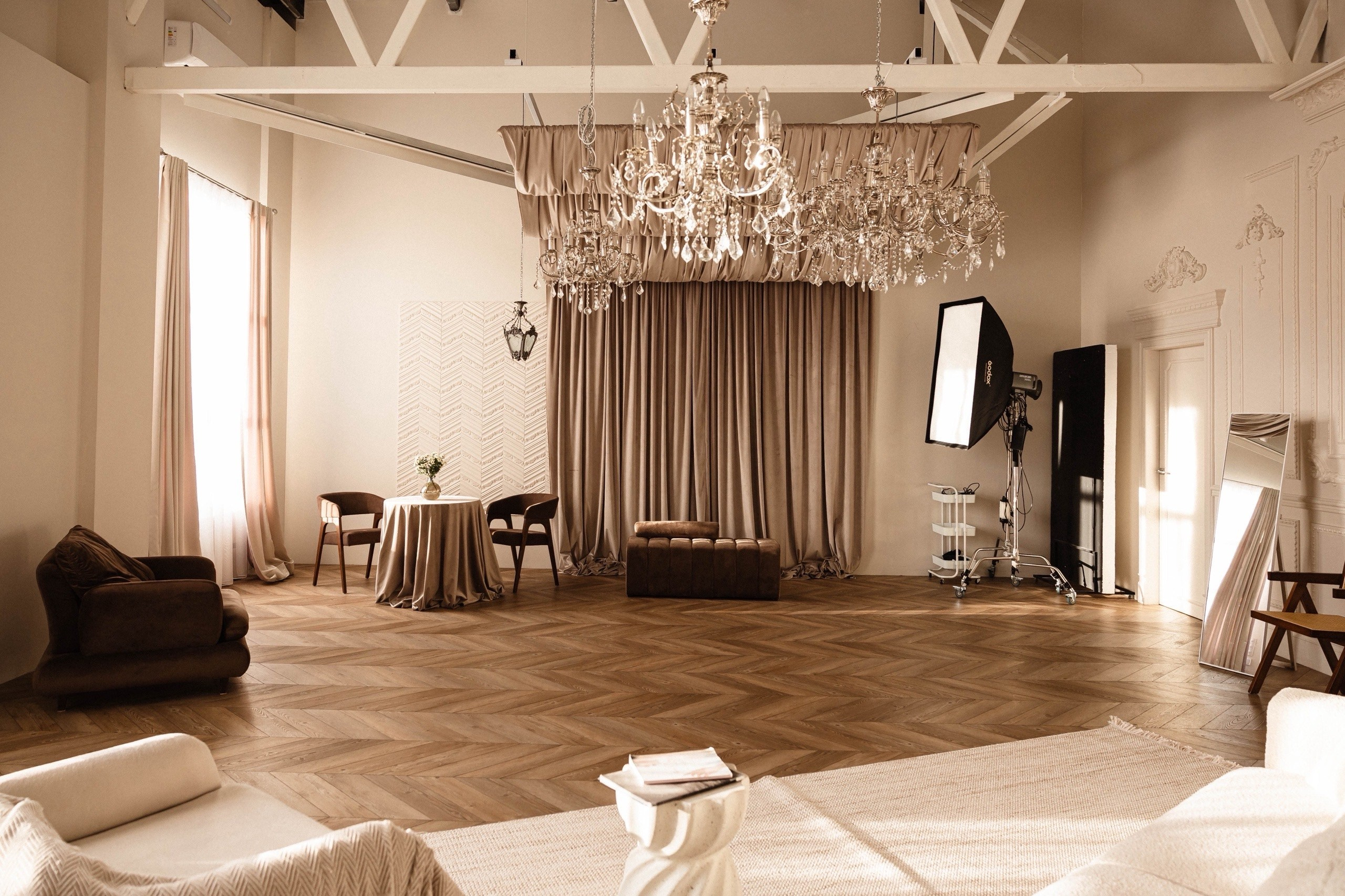 Фотостудия Циркуль. Зал Картье. Фотограф Пирумян Анна. г. Сургут, г. Воронеж