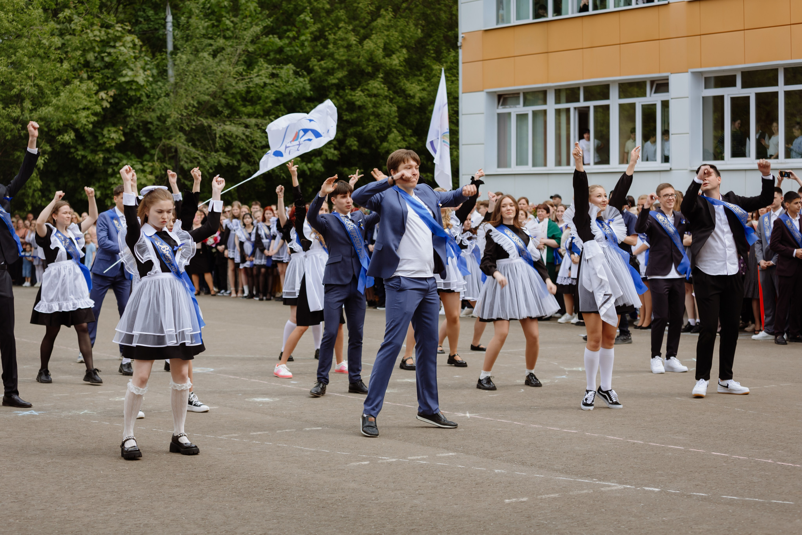 Последний звонок 2024 (3 часа фотосъемки). Профессиональный фотограф Надежда Антонова