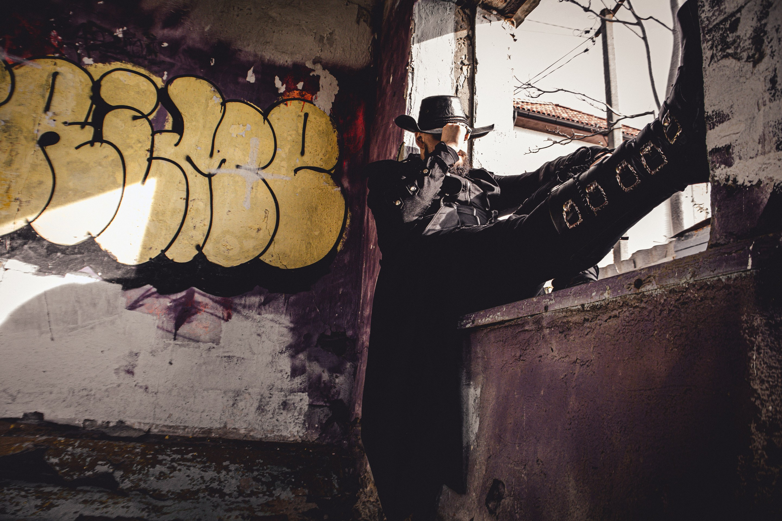 Заброшенная душа. Уличный фотограф Города N