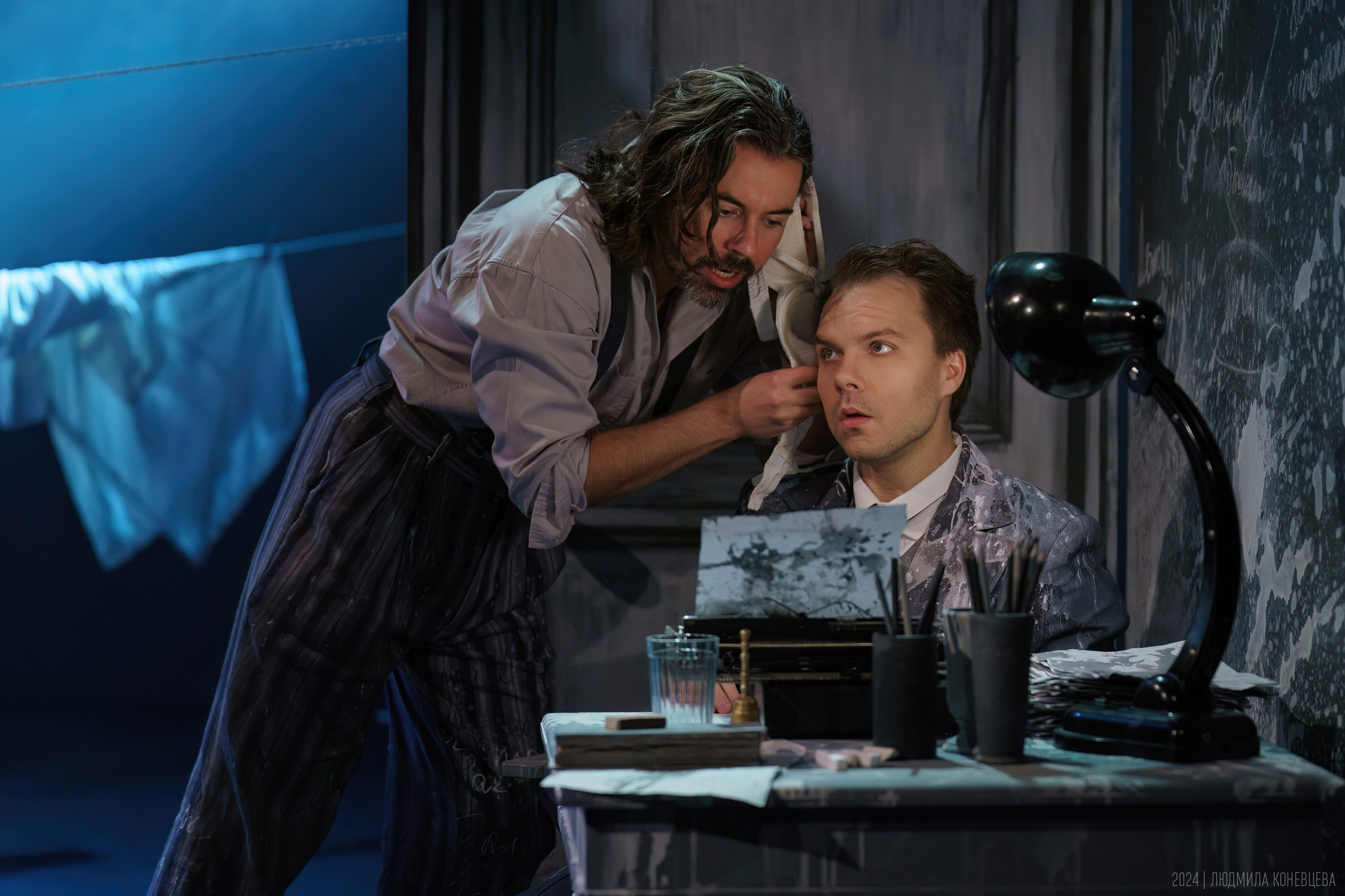 «Свет­лые души, или О том, как на­пи­сать рас­сказ», режиссер Михаил Крылов, Мастерская Петра Фоменко. Театральная фотография