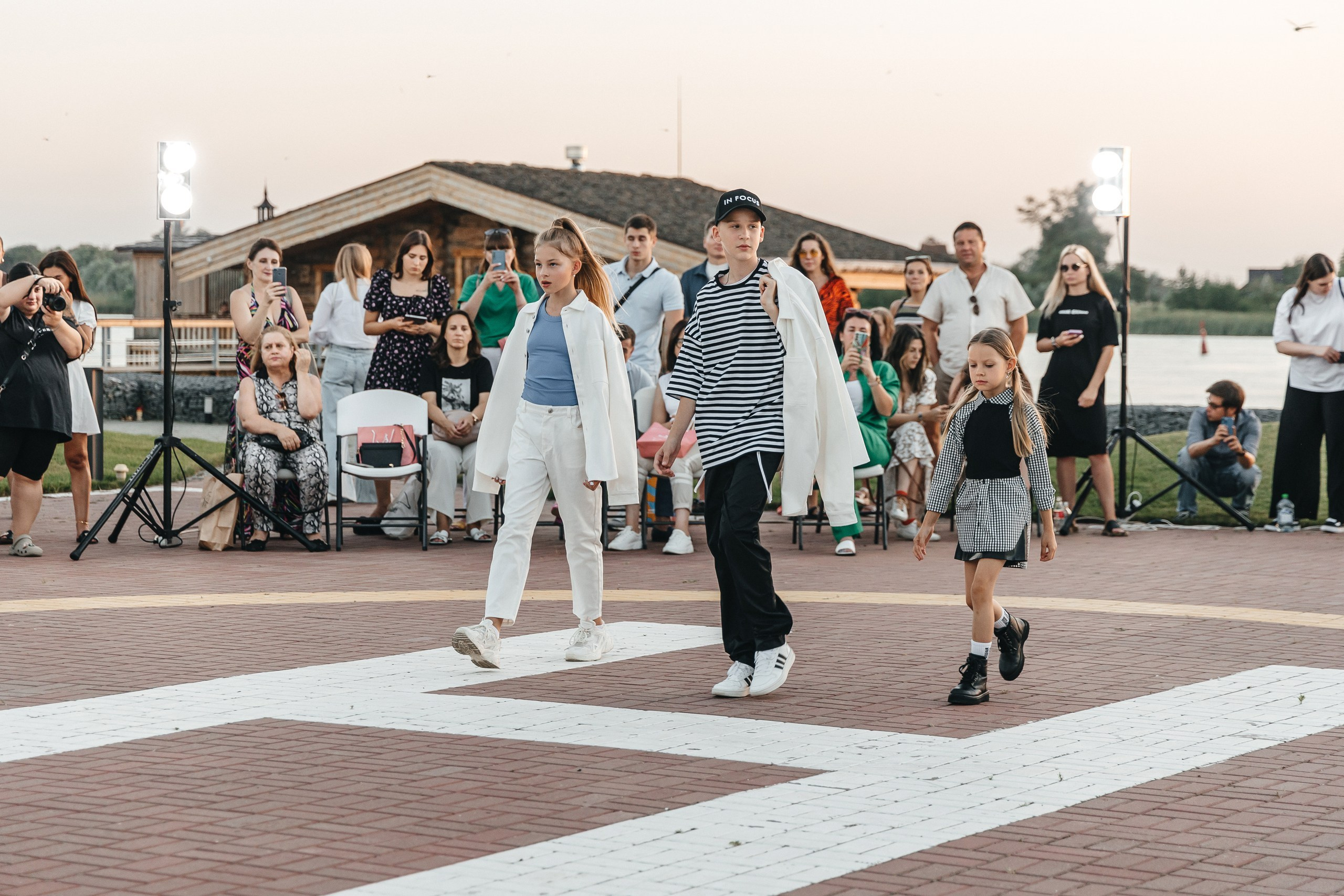 FASION PROJECT — VESHALKⱯ KIDS. Свадебный и репортажный фотограф в Ростове-на-Дону Павел Кислов