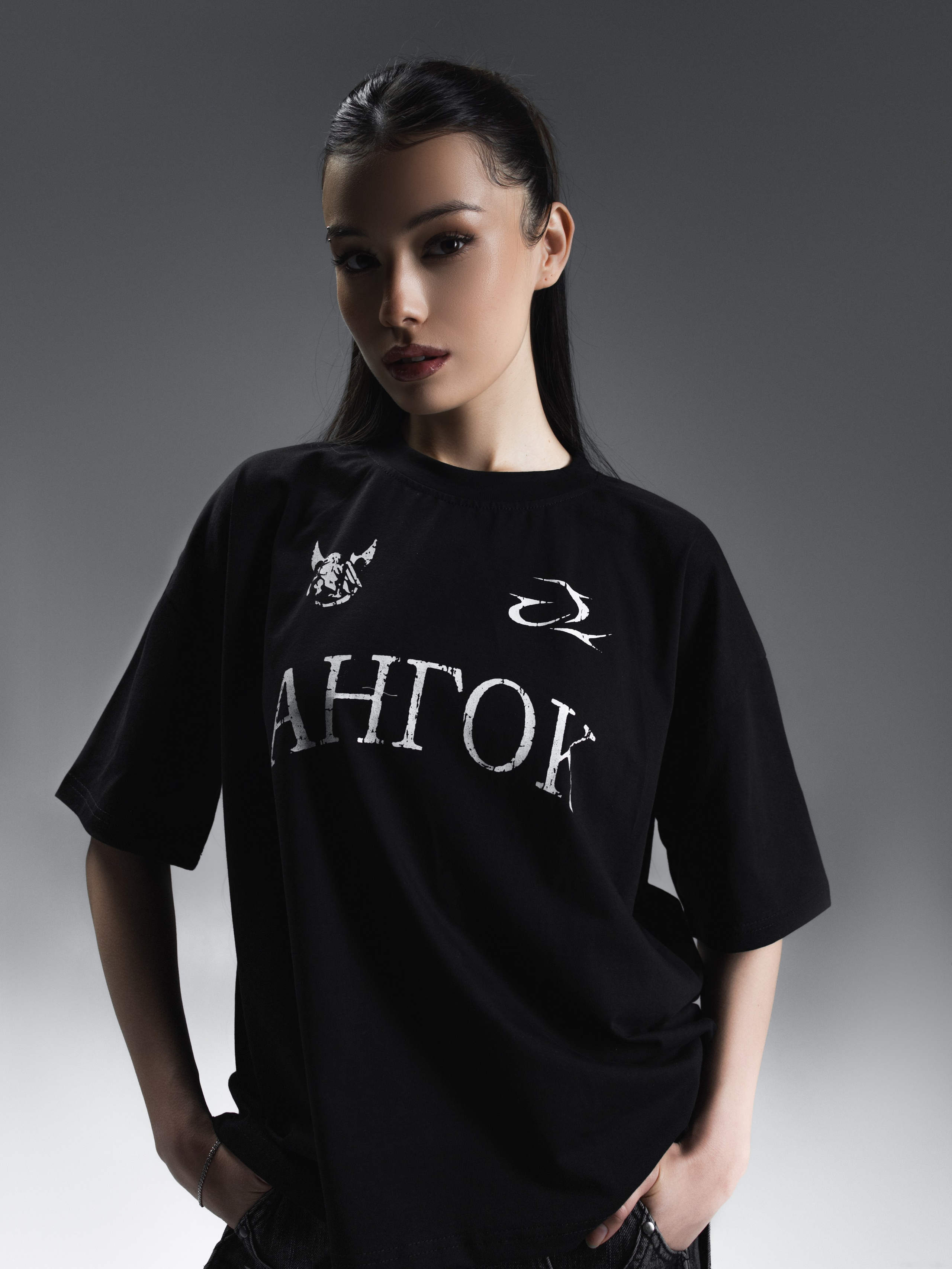 КАТАЛОГ | серый фон. RUNA production — стильные съемки для брендов