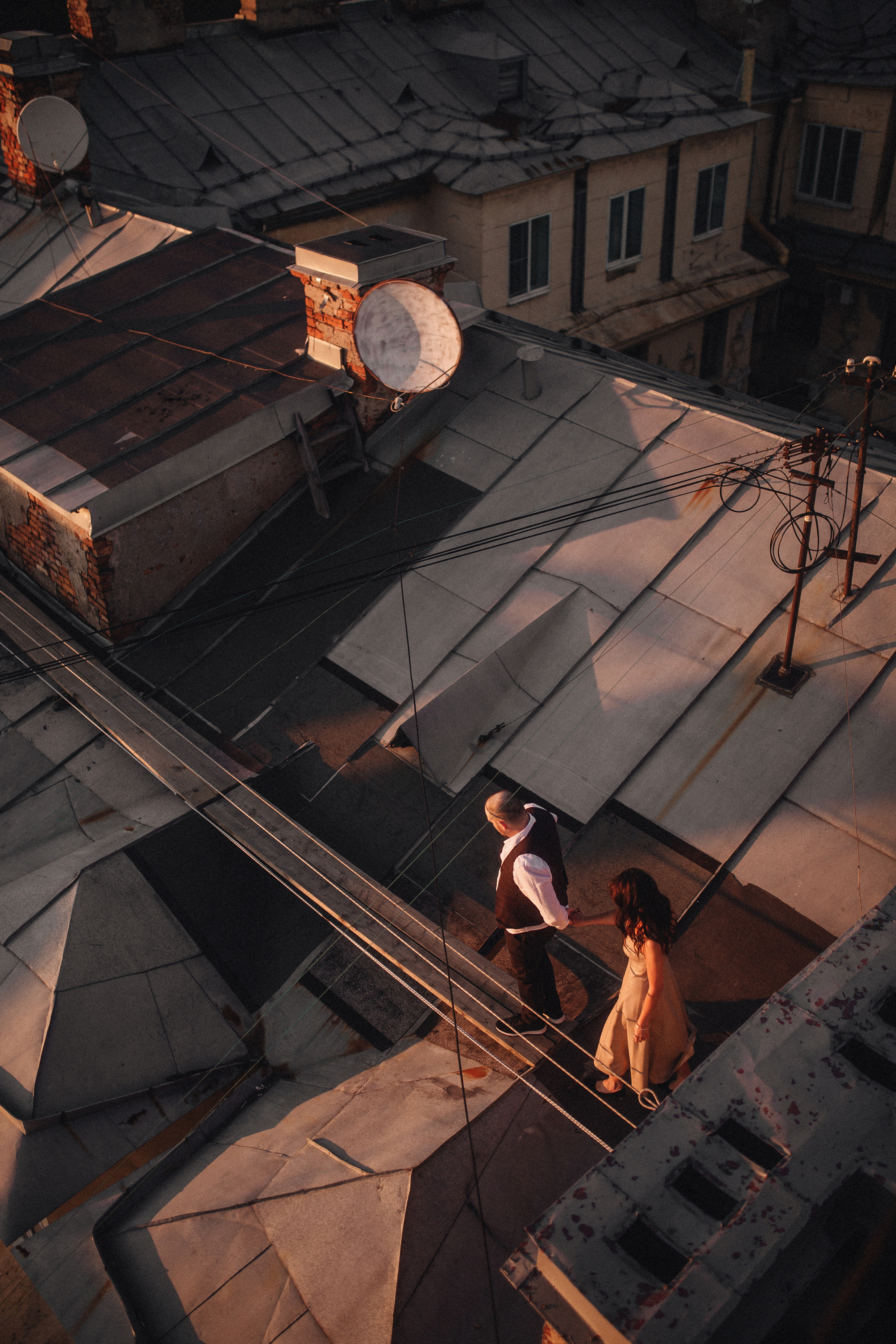 Мы гуляли по крышам Питера. Фотограф в Санкт Петербурге Лара Великова