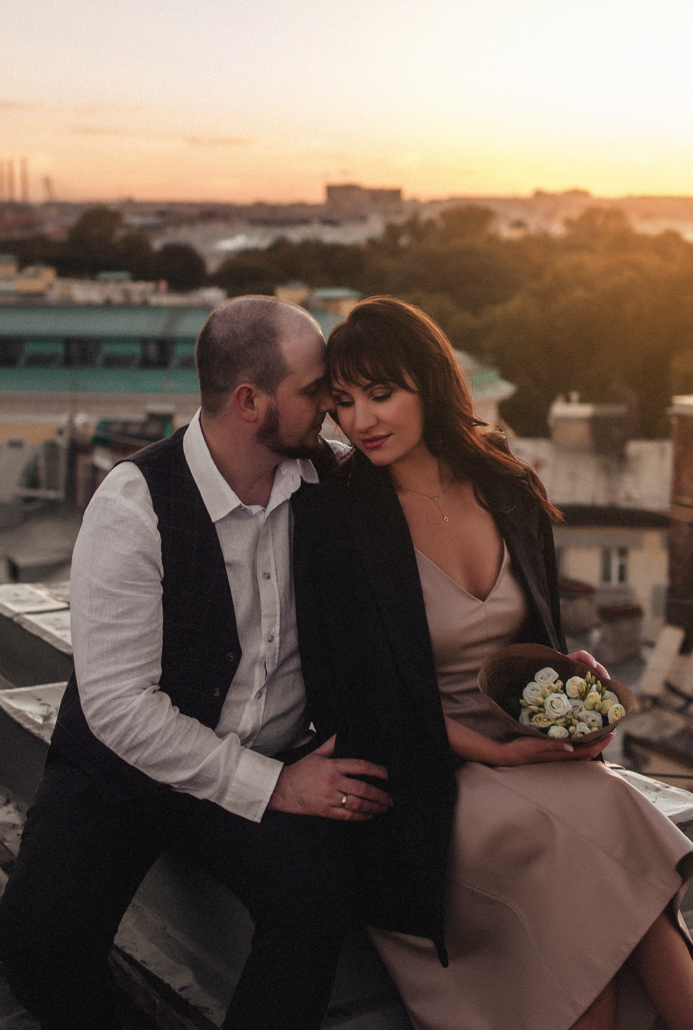 Мы гуляли по крышам Питера. Фотограф в Санкт Петербурге Лара Великова