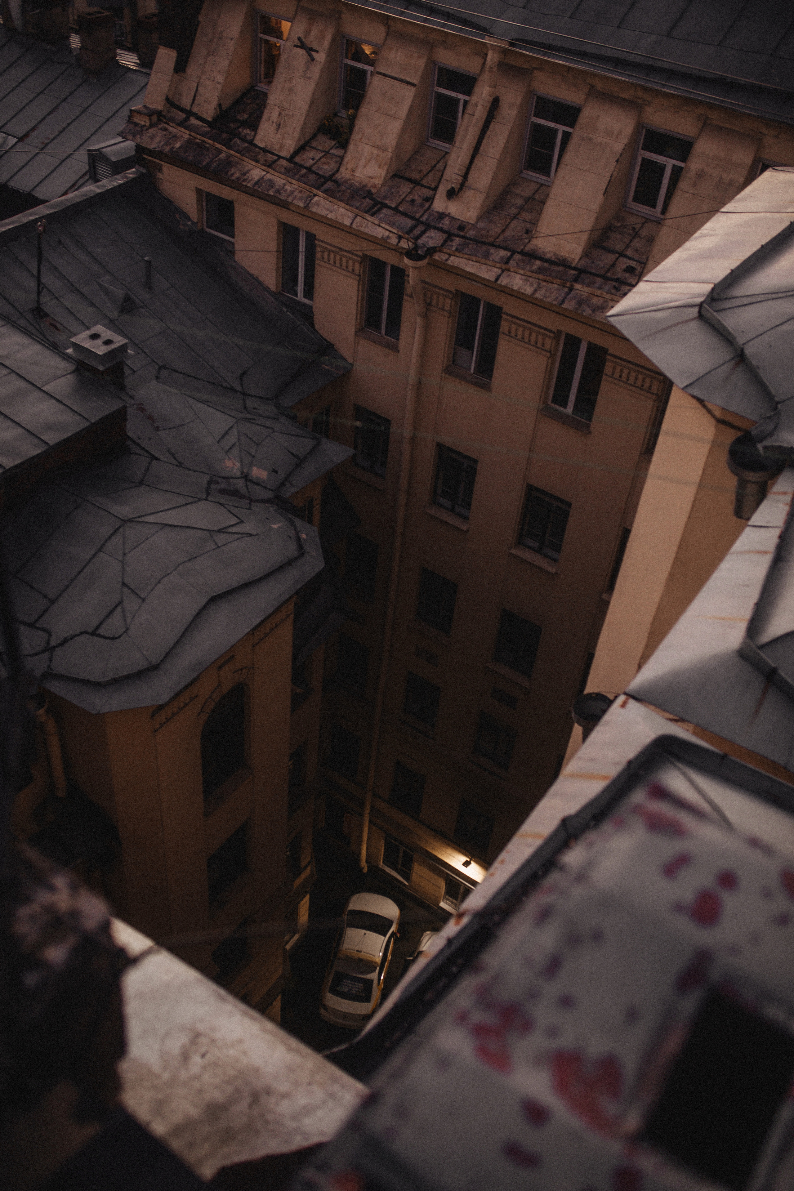 Мы гуляли по крышам Питера. Фотограф в Санкт Петербурге Лара Великова