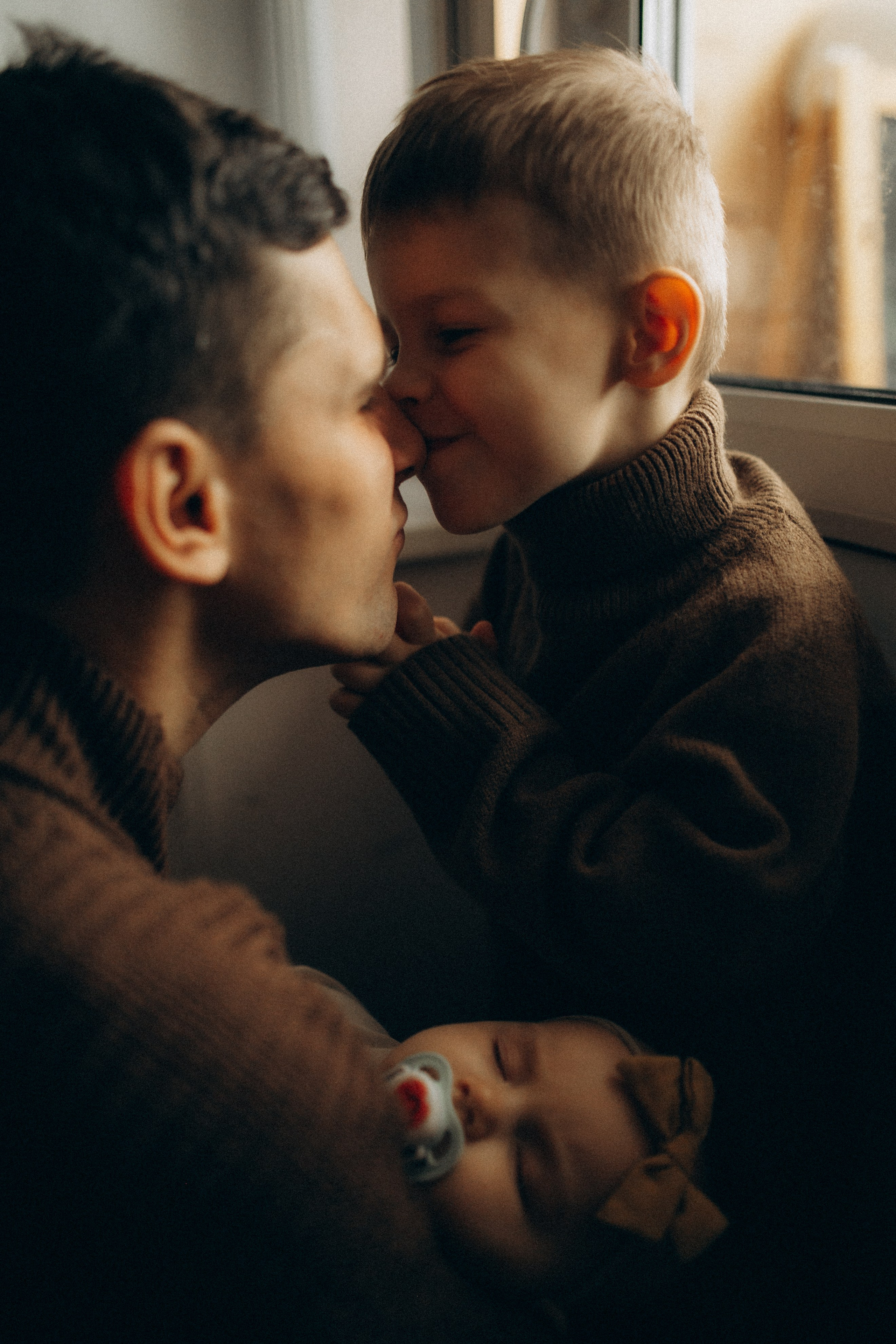 Ира, Дима и Костик с Лерочкой. Семейный фотограф в Москве и Люберцах Юлия Гуськова
