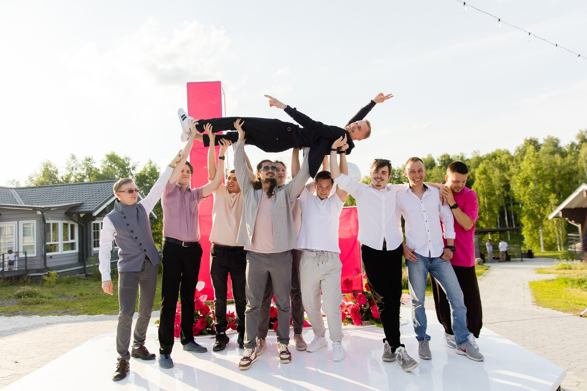 Малиновый фейерверк эмоций. Свадебный фотограф в Томске | Александр Овчаренко