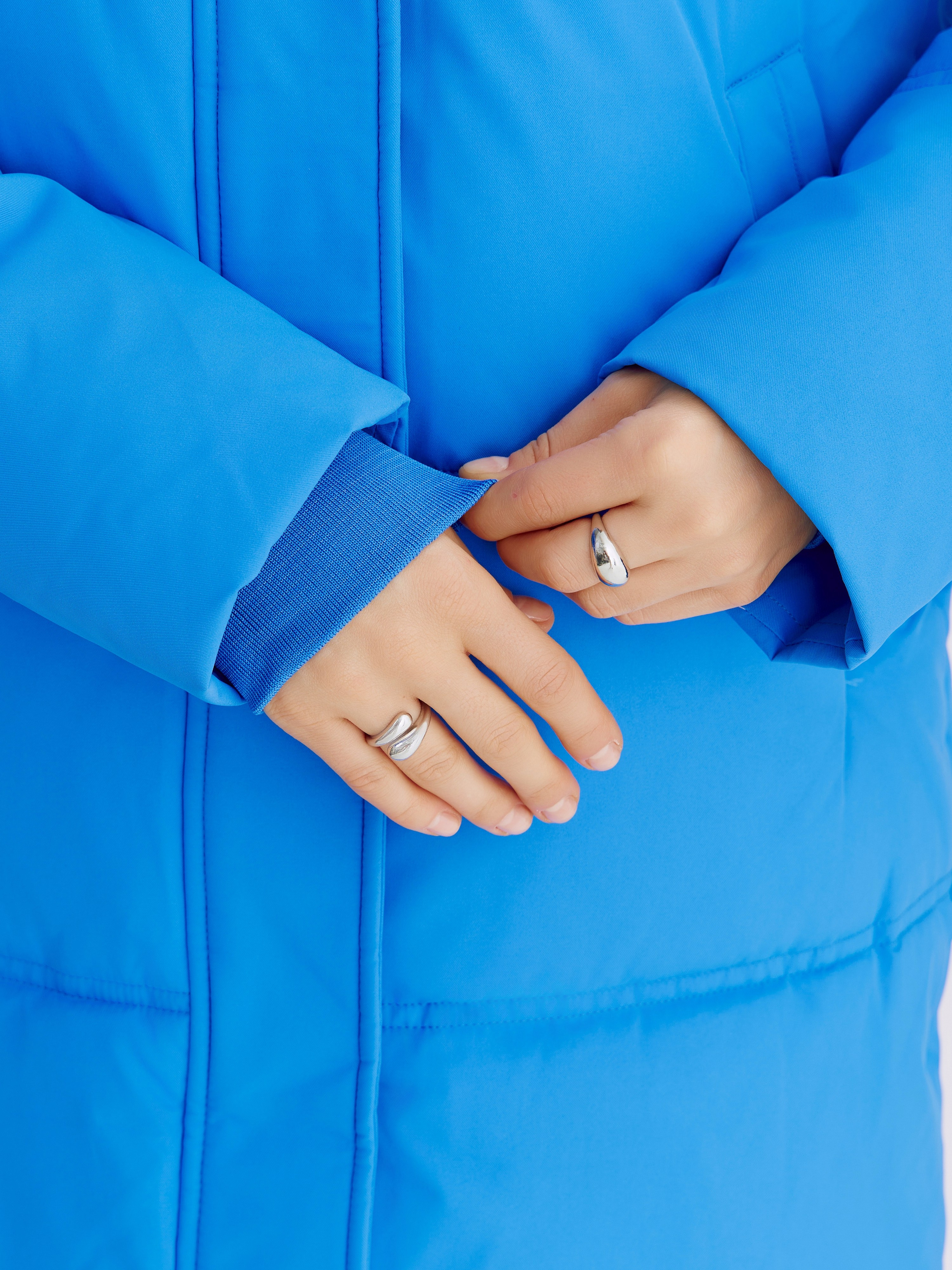 Куртки. Фотограф для маркетплейсов в Москве