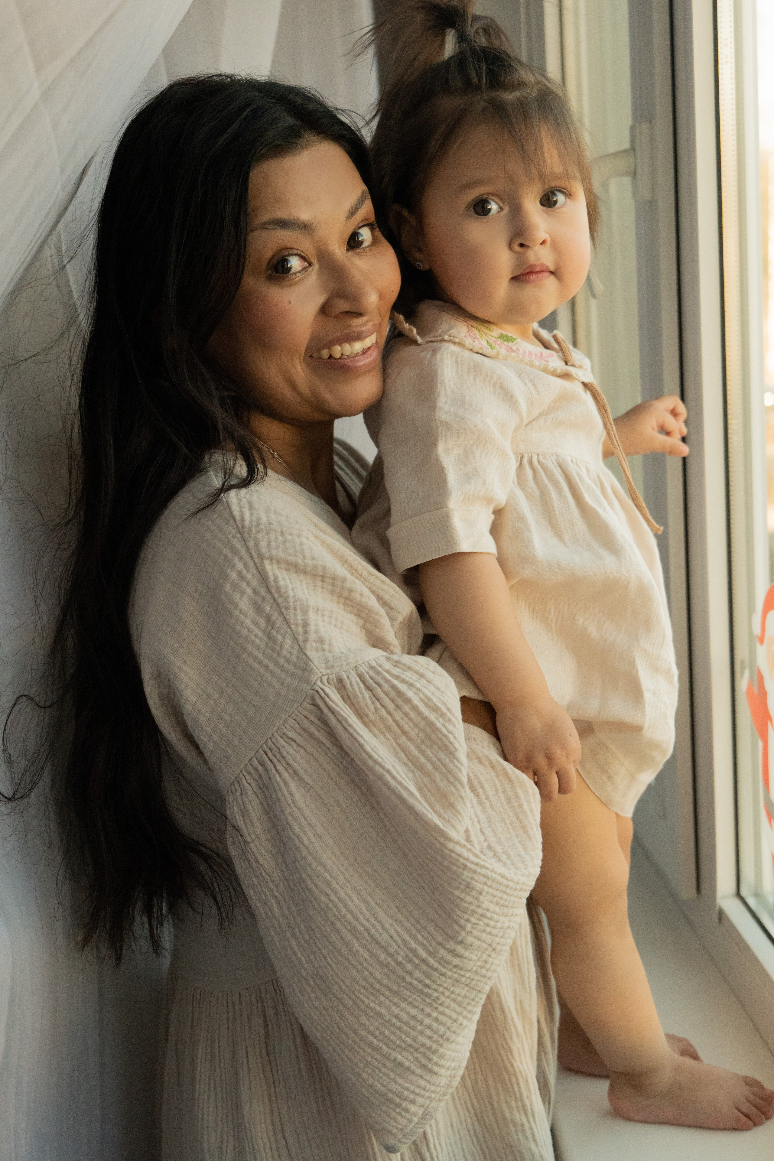 Мама и дочь. Фотограф видеограф Ольга Василевская