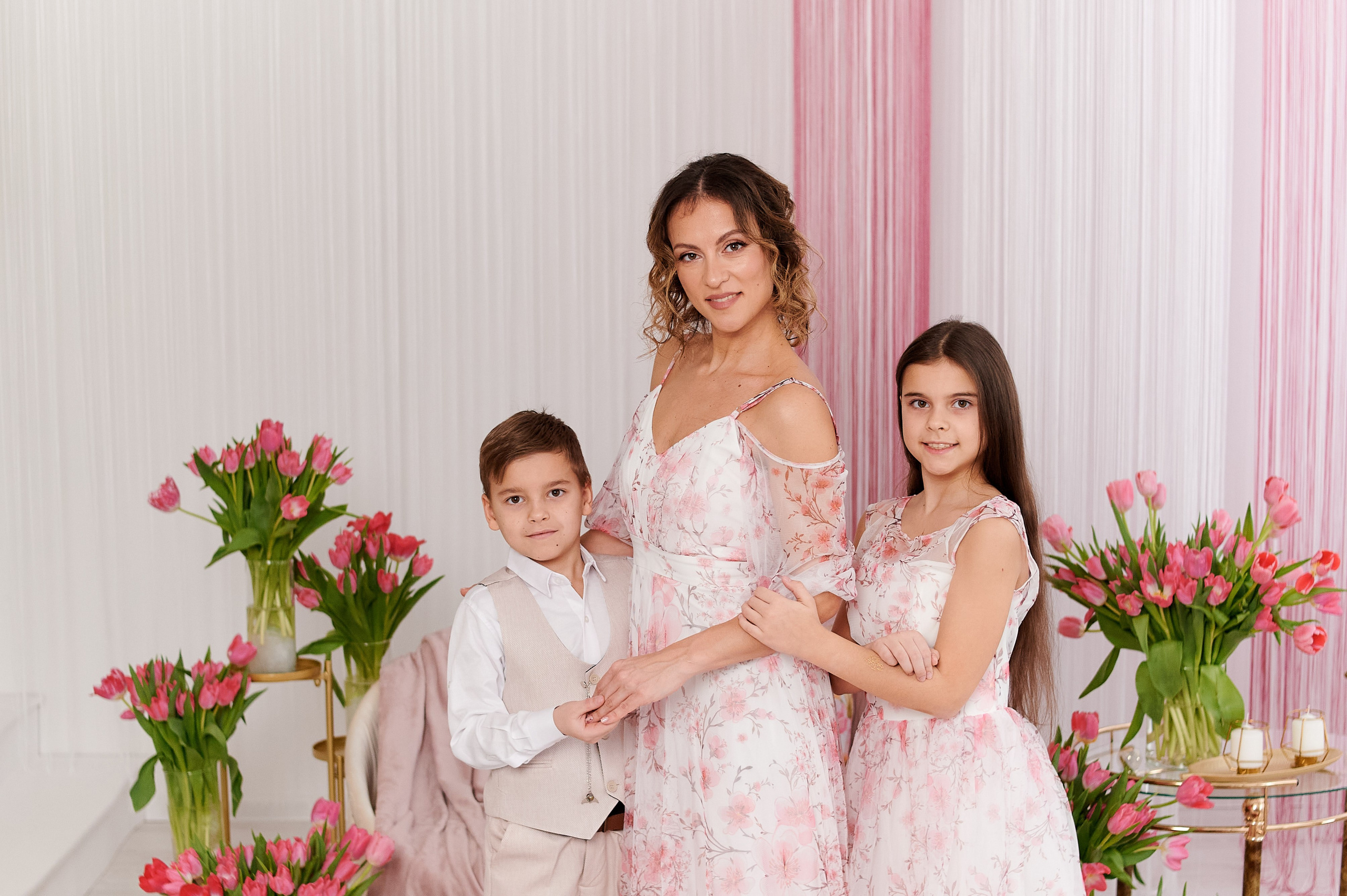 Розовые тюльпаны. Семейный и детский фотограф в г. Ногинске Ангелина Хасанова